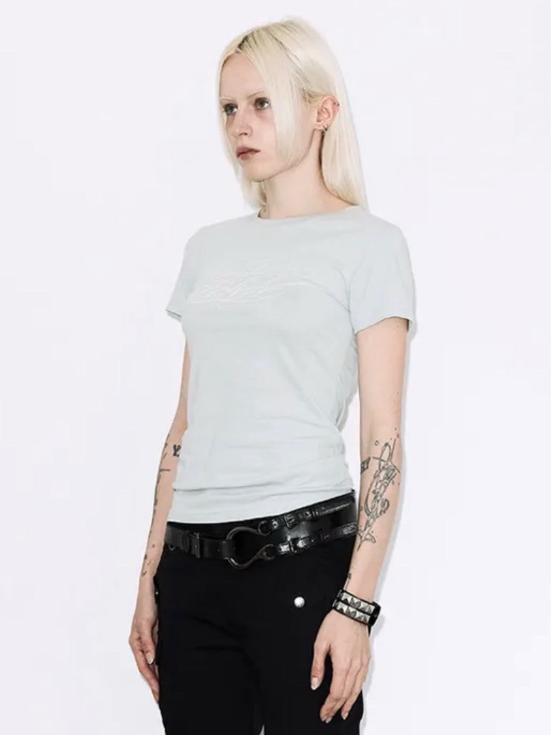 【FANCY CLUB】BACK CROSS TEE