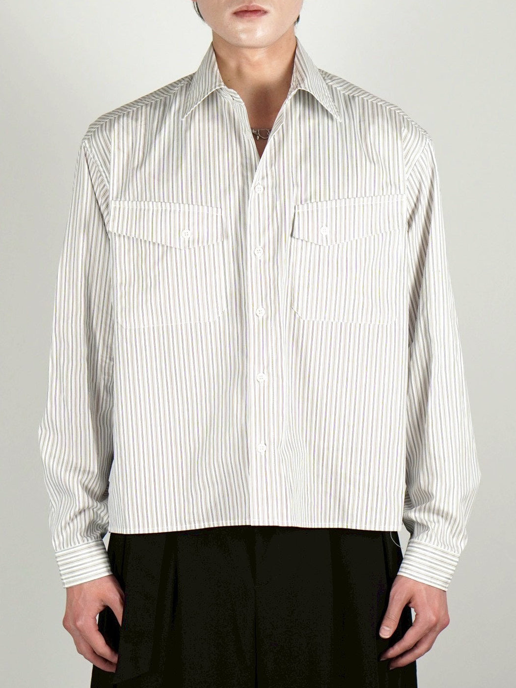 5/8 20:00 発売 【Chikashitsu +】cropped pocket stripe shirt (2color)