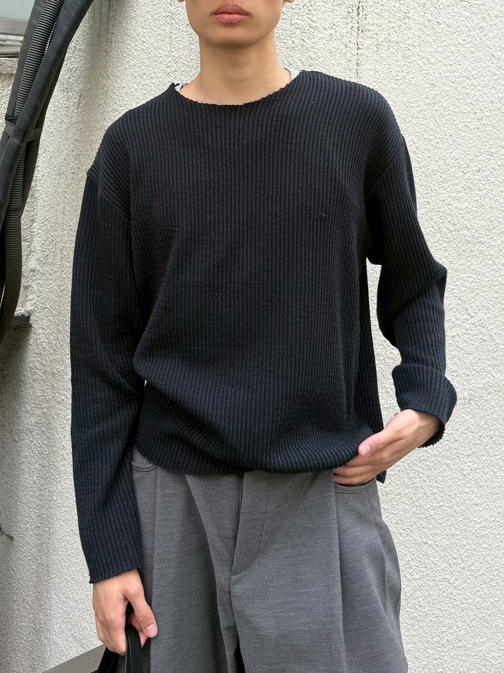 受注制【Chikashitsu +】cutting cropped tee (3color)
