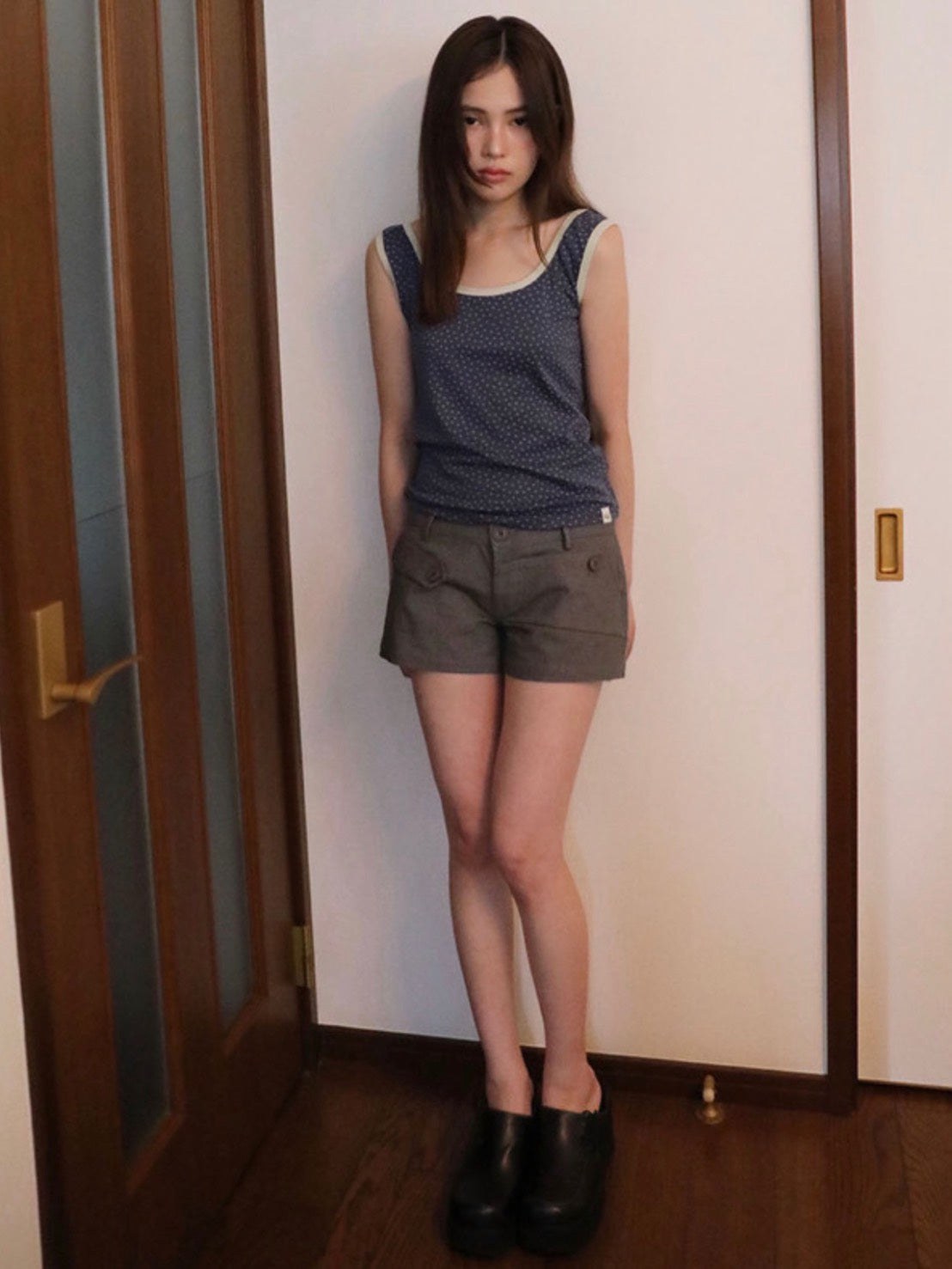 【Uglyshadow】STITCH POINT SHORTS
