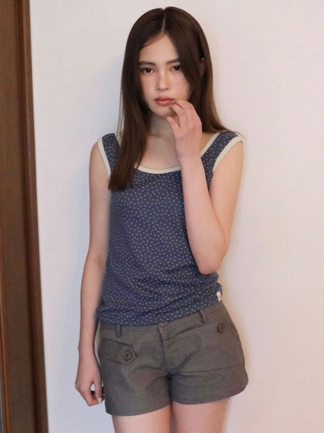 【Uglyshadow】STITCH POINT SHORTS