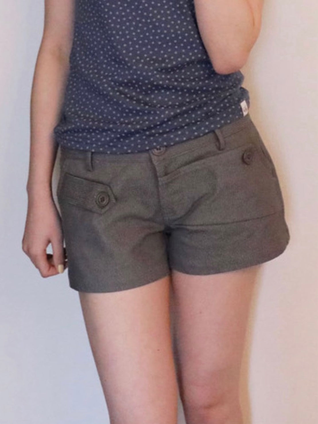 【Uglyshadow】STITCH POINT SHORTS