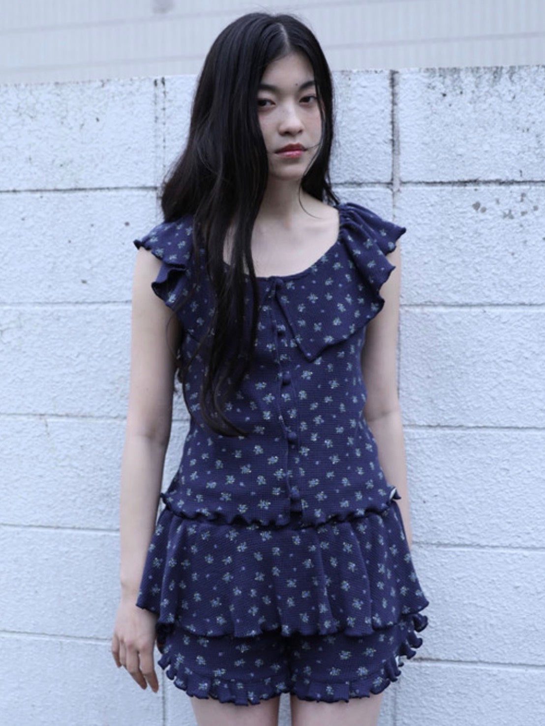 【Uglyshadow】RUFFLE FLOWER SKIRT PANTS