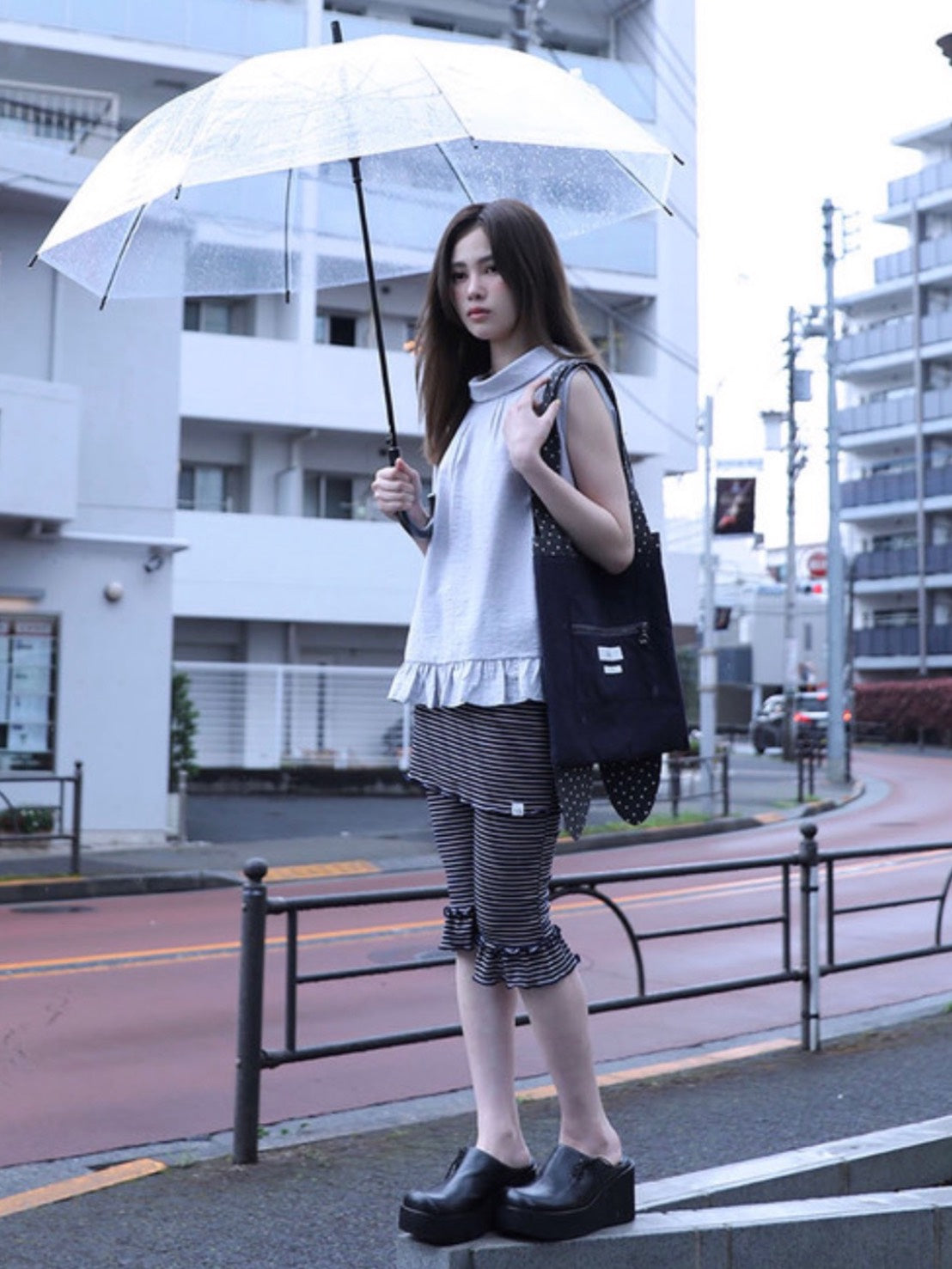 【Uglyshadow】FRILL CAPRI SKIRT PANTS