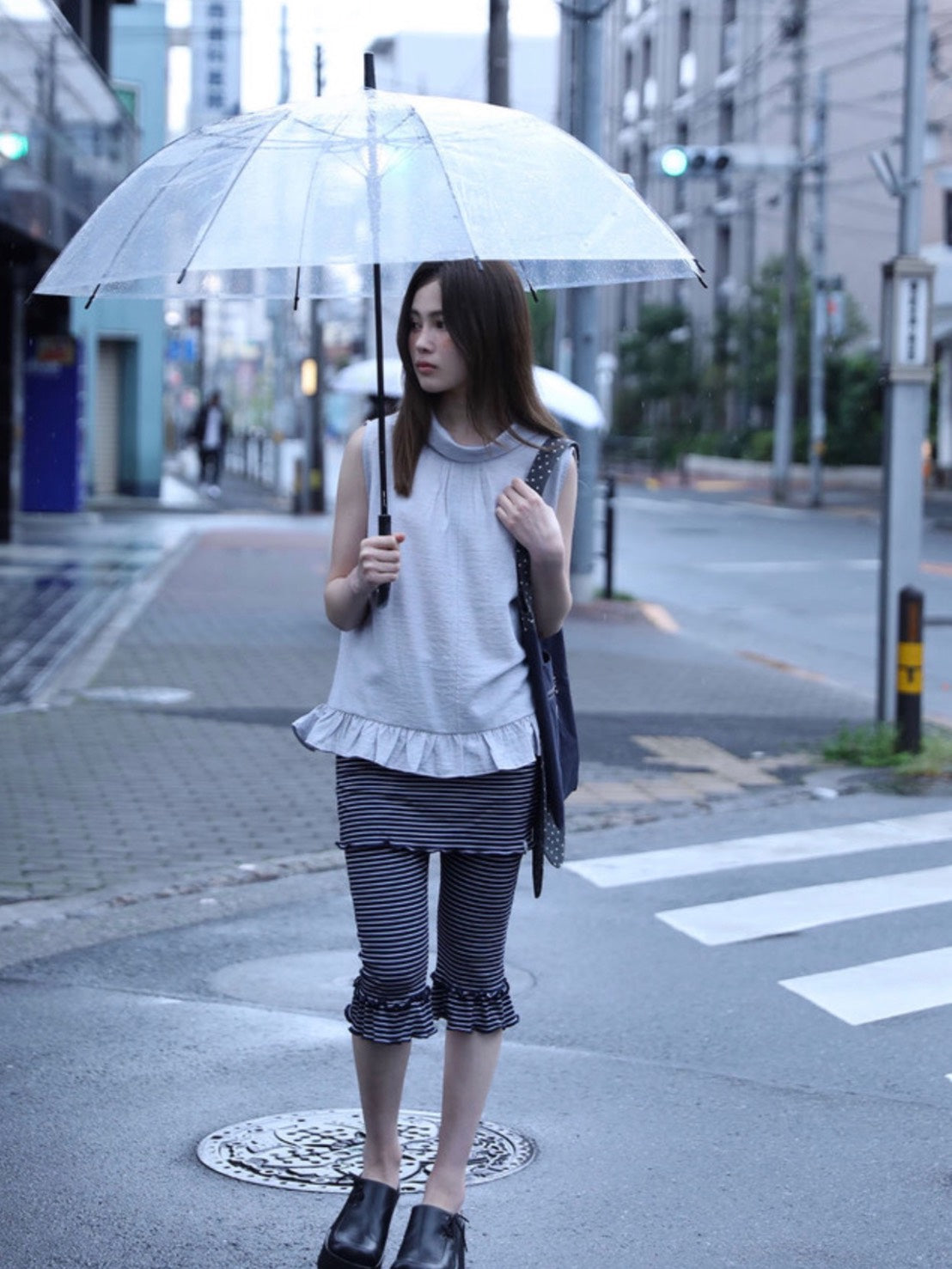 【Uglyshadow】FRILL CAPRI SKIRT PANTS