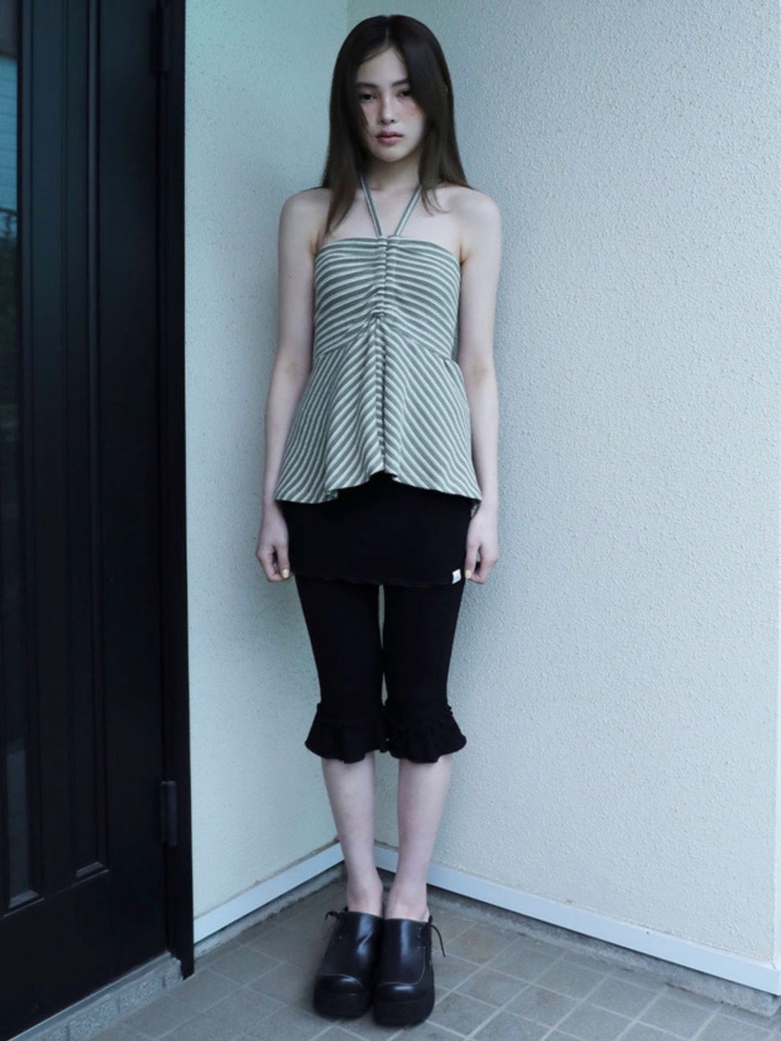 【Uglyshadow】FRILL CAPRI SKIRT PANTS