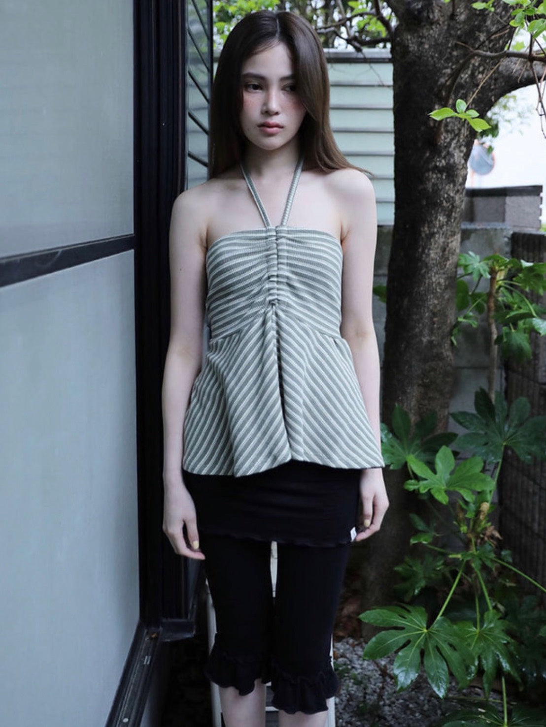 【Uglyshadow】FRILL CAPRI SKIRT PANTS