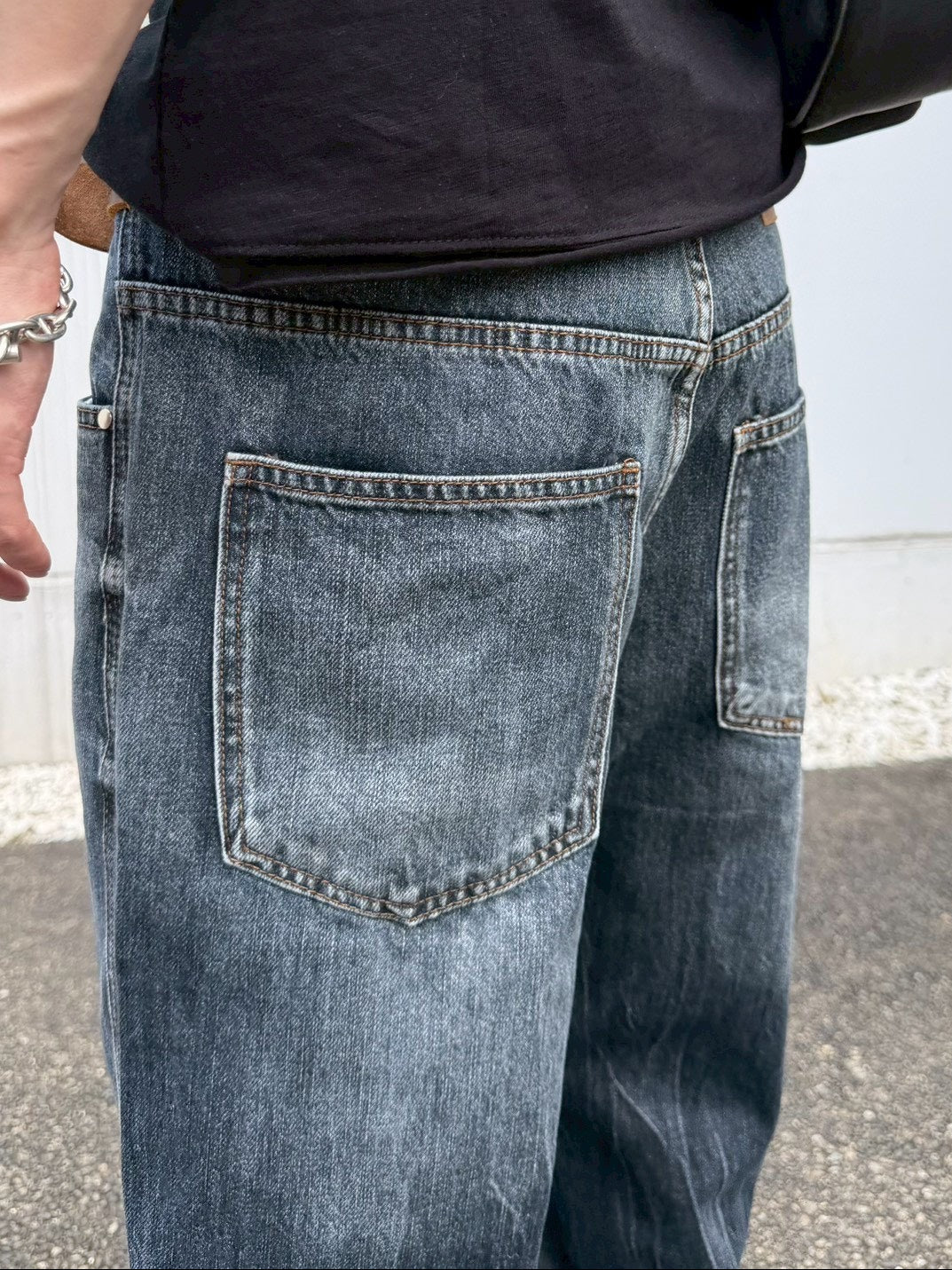 受注制【Chikashitsu +】washed slim denim pants