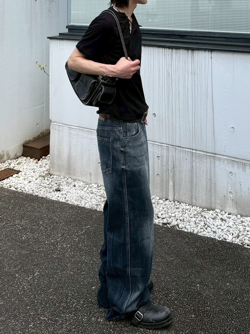 受注制【Chikashitsu +】washed slim denim pants