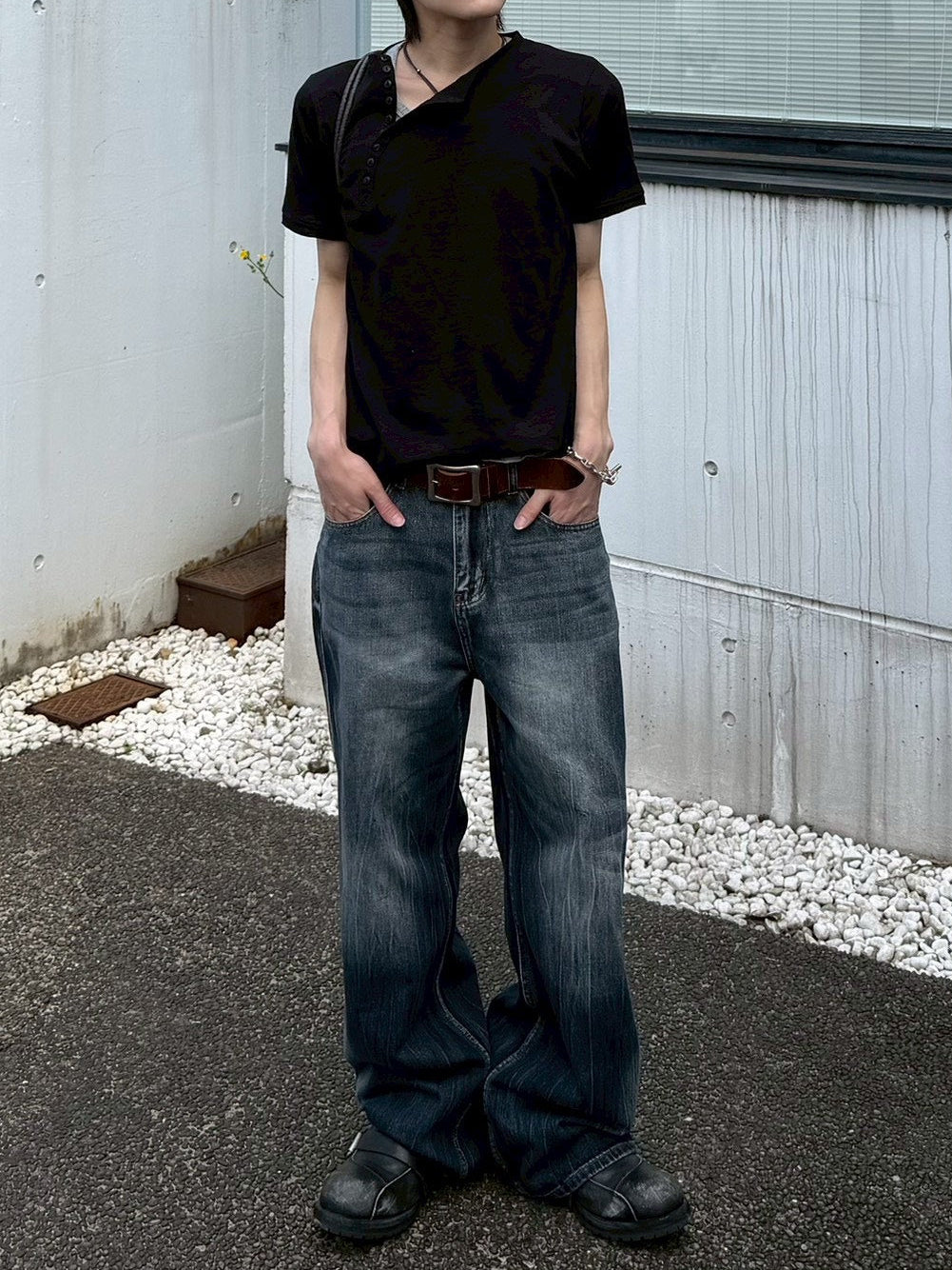 受注制【Chikashitsu +】washed slim denim pants