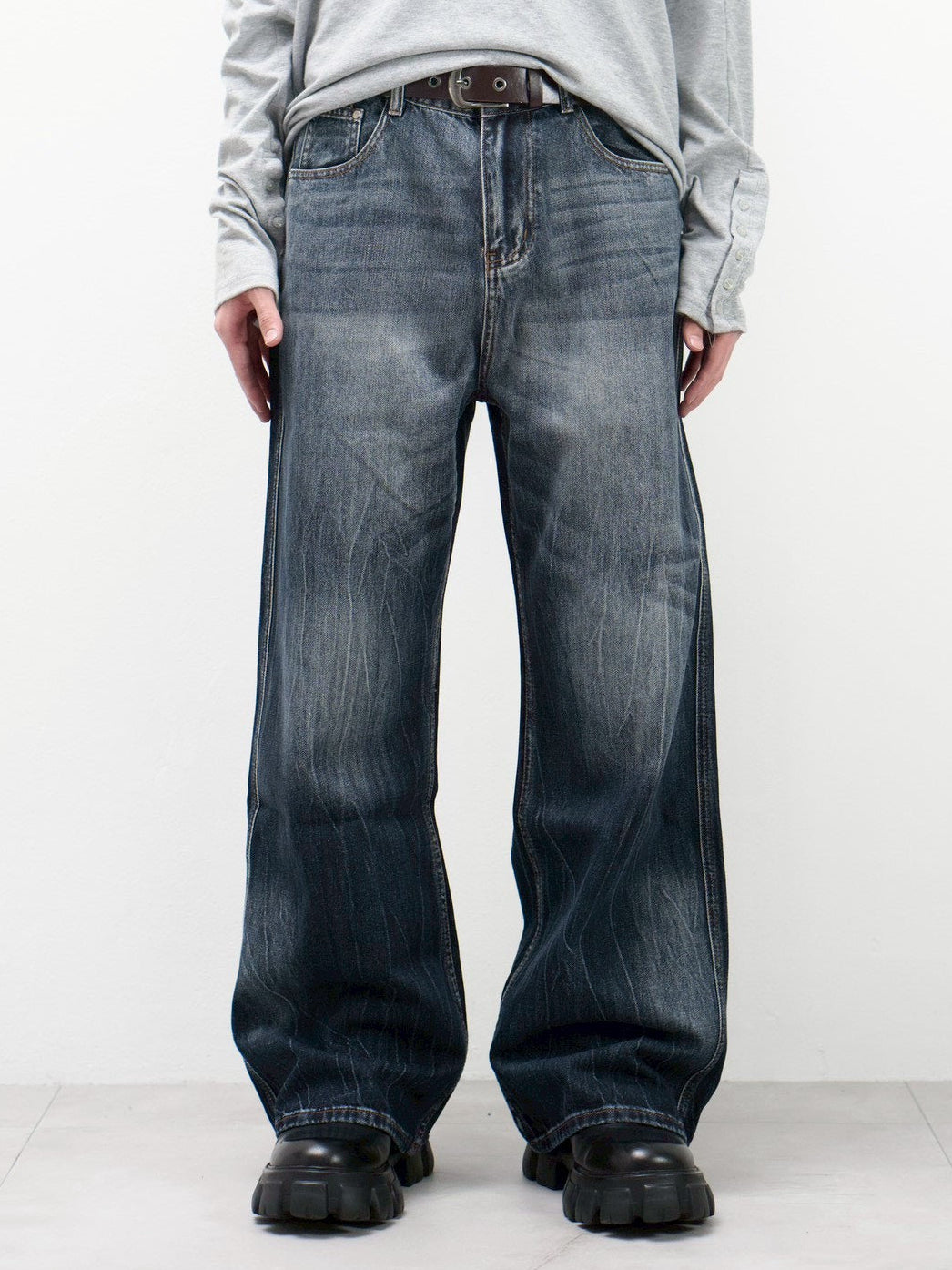受注制【Chikashitsu +】washed slim denim pants