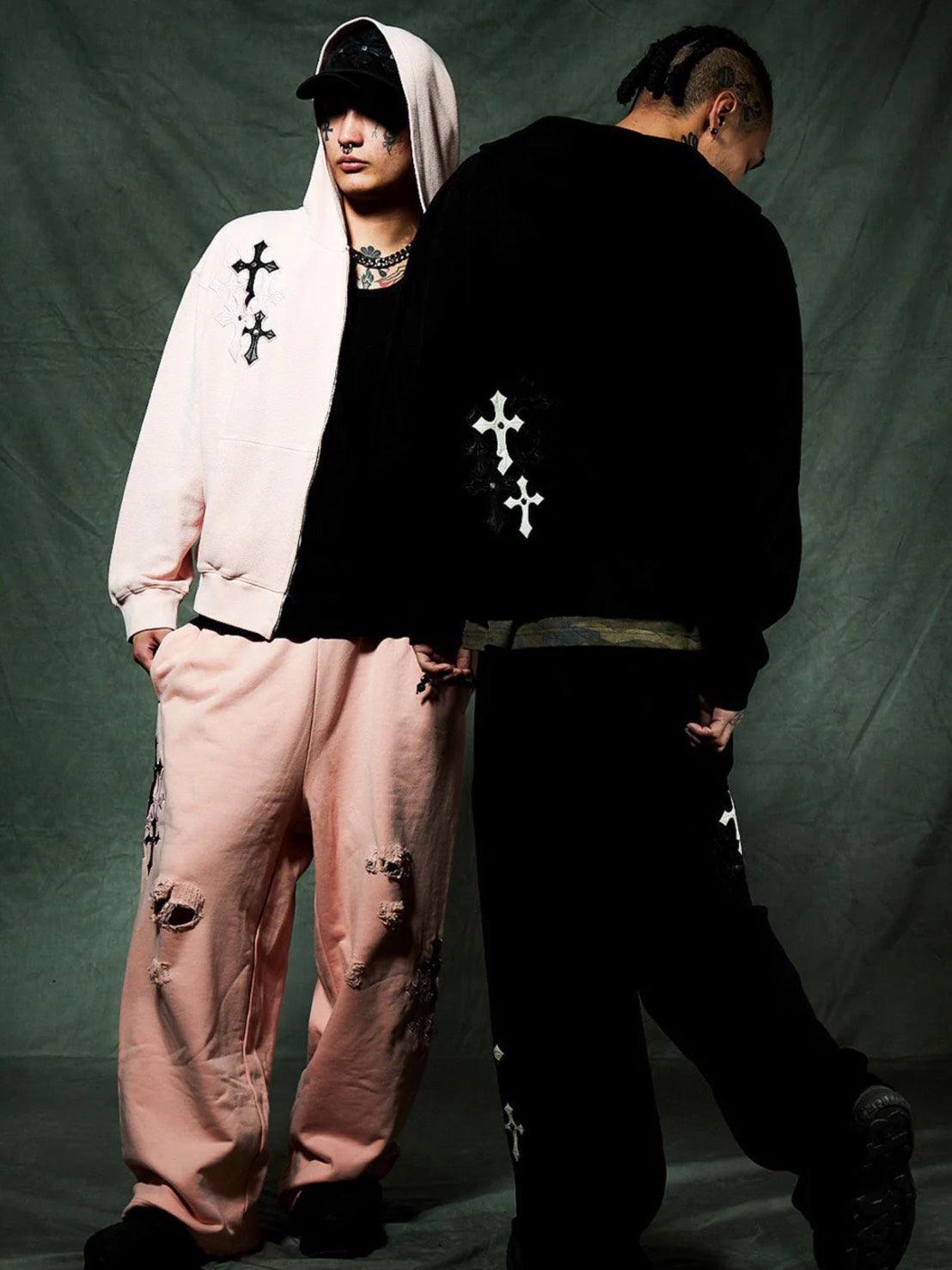 【SUPPLIER】Multiple Cross Leather Patch Thermal Zip Hoodie