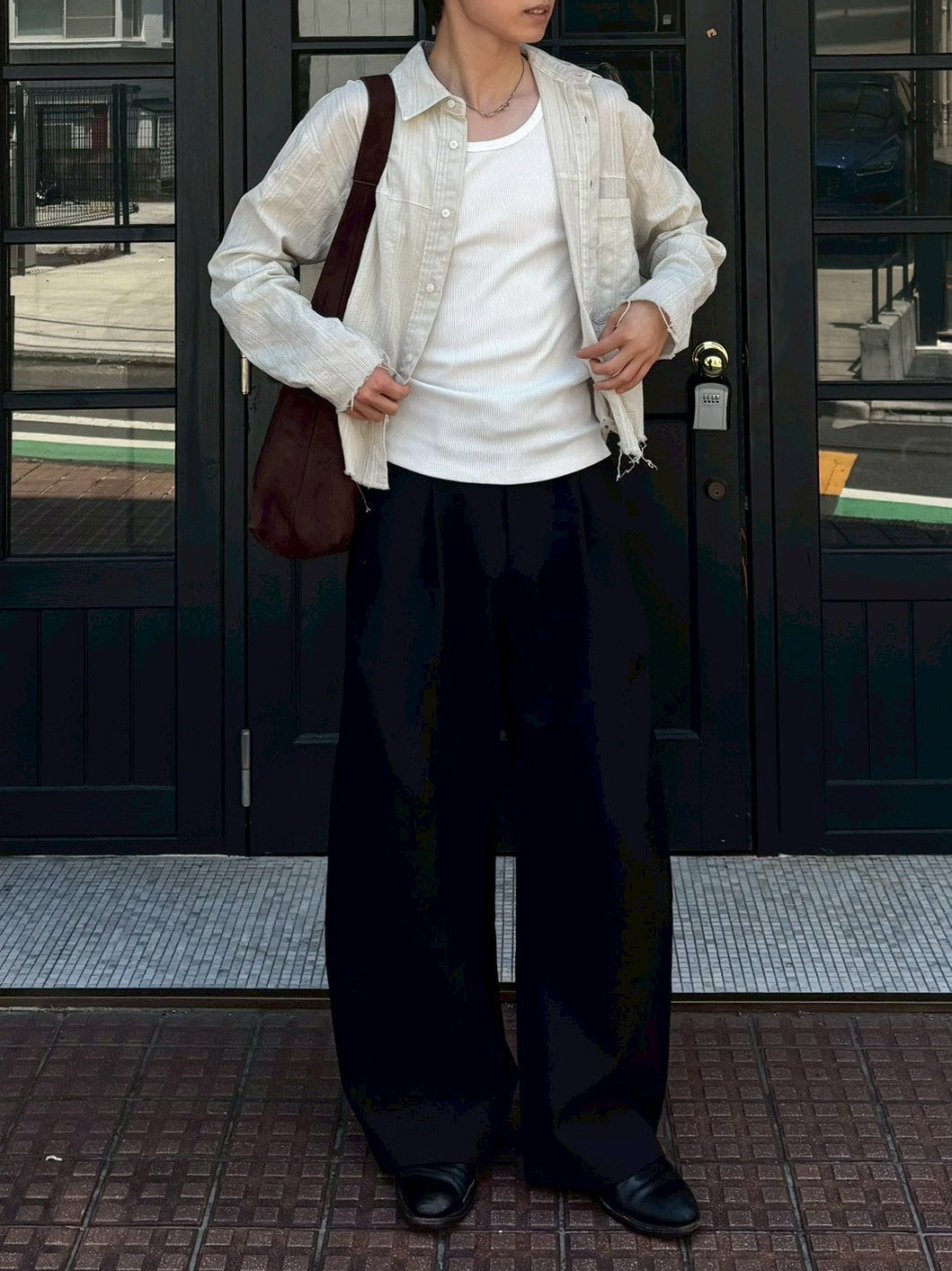 受注制【Chikashitsu +】curve tuck rivet wide slacks