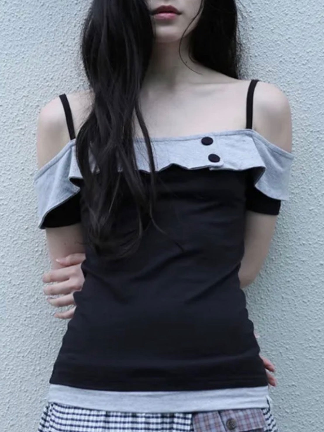 【Uglyshadow】BUTTON CONTRAST OFF-SHOULDER