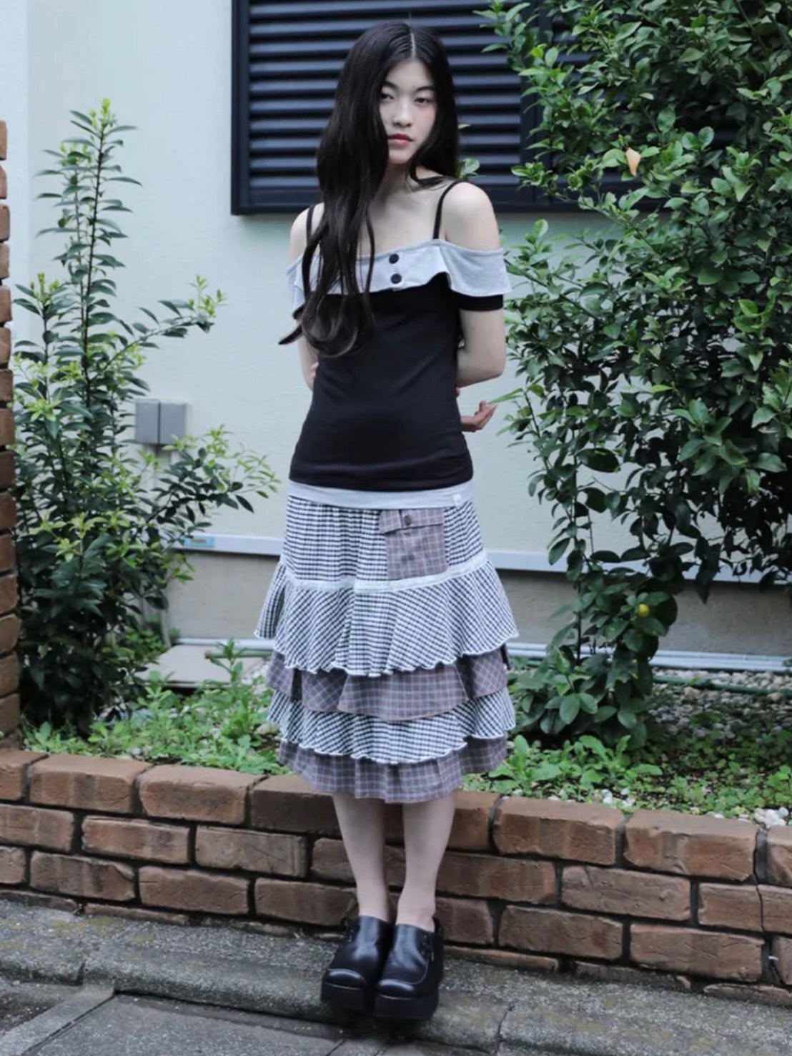 【Uglyshadow】BUTTON CONTRAST OFF-SHOULDER