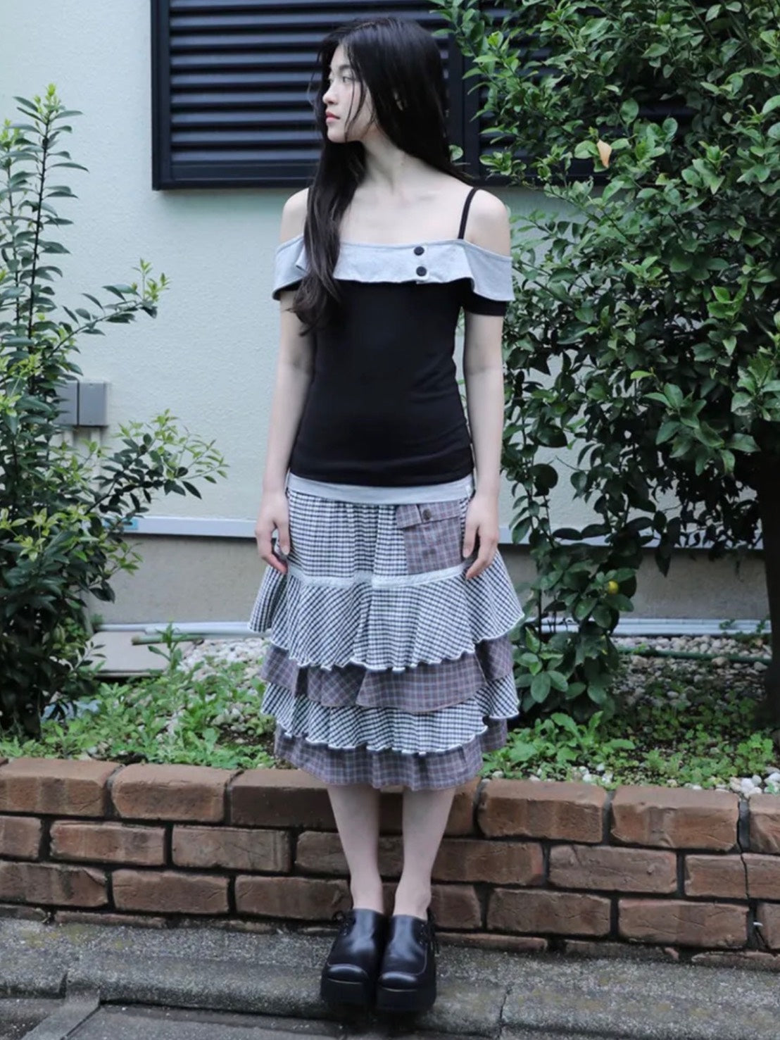 【Uglyshadow】BUTTON CONTRAST OFF-SHOULDER