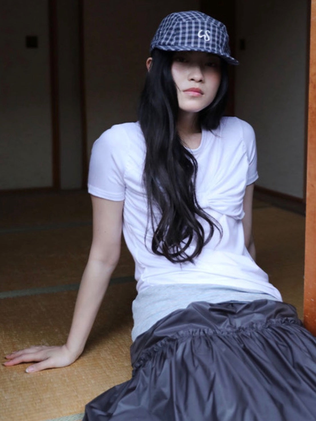 【Uglyshadow】RIBBON T-SHIRT