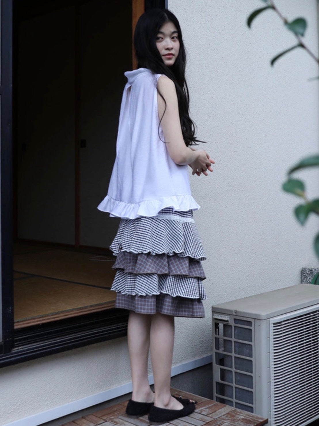 【Uglyshadow】HIGH-NECK FRILL SLEEVELESS