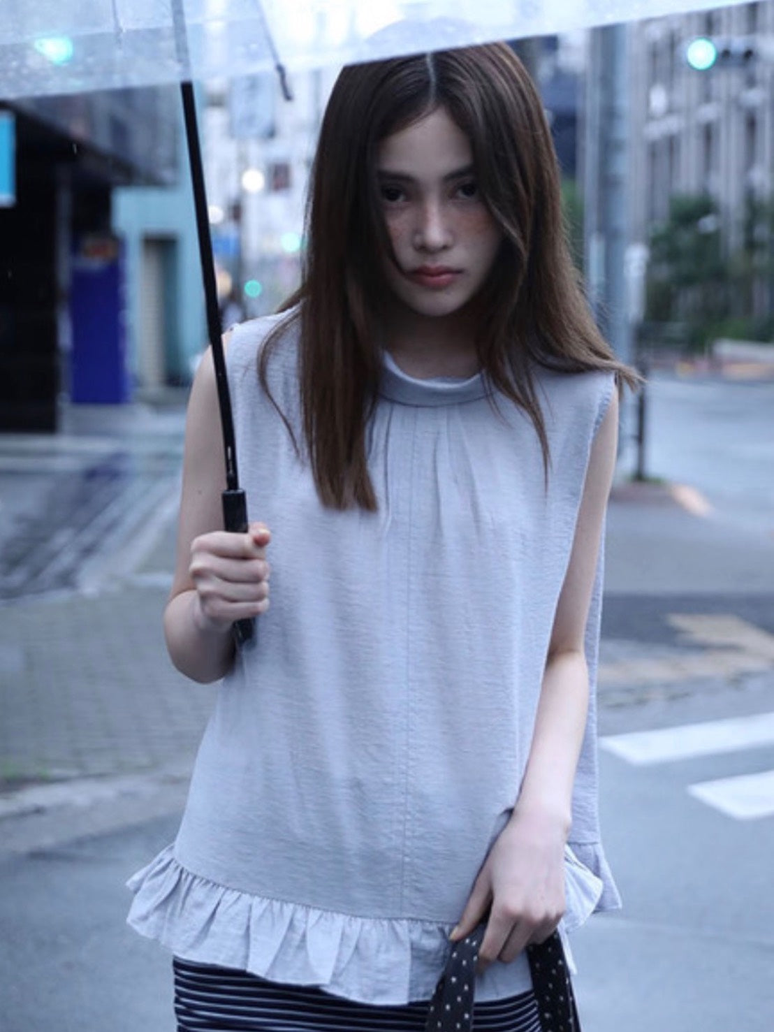【Uglyshadow】HIGH-NECK FRILL SLEEVELESS