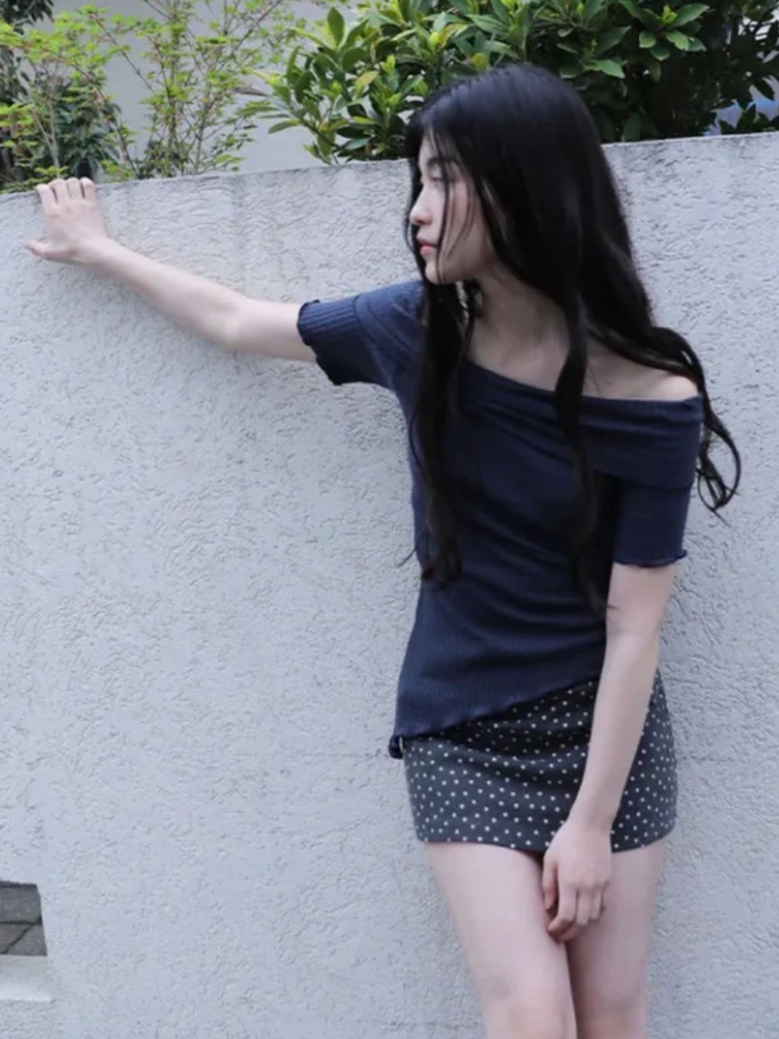 【Uglyshadow】ASYMMETRIC RIB OFF-SHOULDER TEE