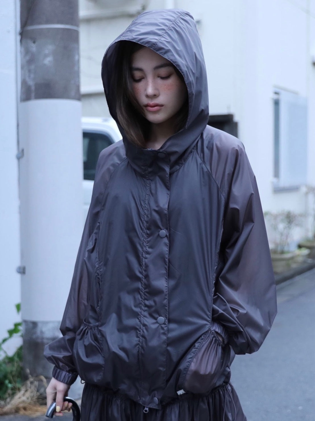 6/15 21:00発売【Uglyshadow】SHINING RUFFLE WINDBREAKER JACKET