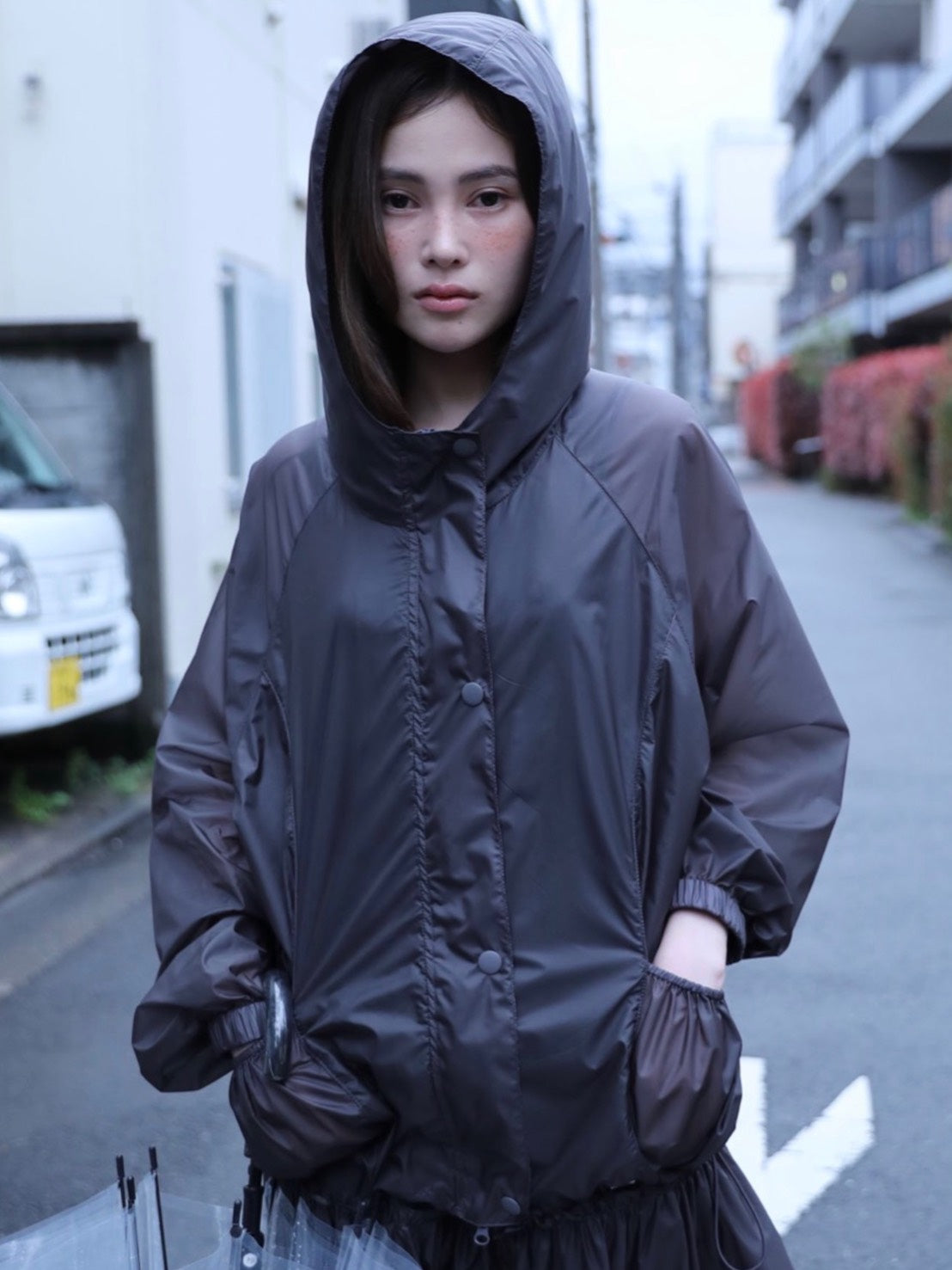 6/15 21:00発売【Uglyshadow】SHINING RUFFLE WINDBREAKER JACKET