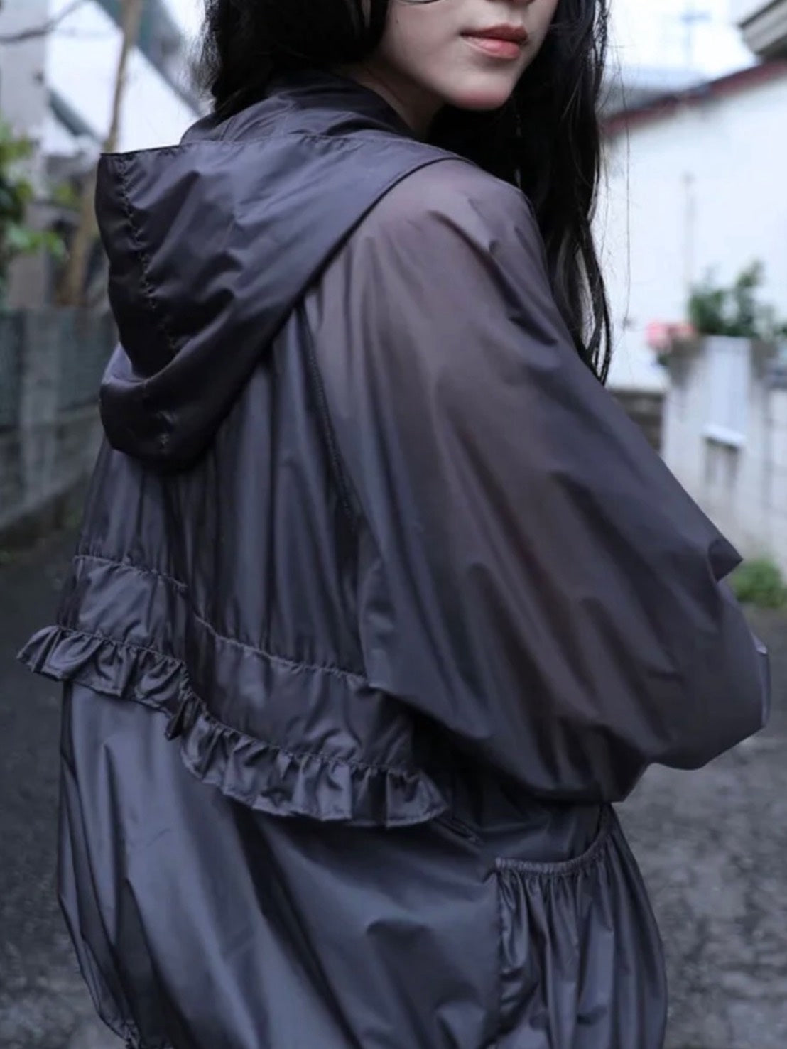 6/15 21:00発売【Uglyshadow】SHINING RUFFLE WINDBREAKER JACKET