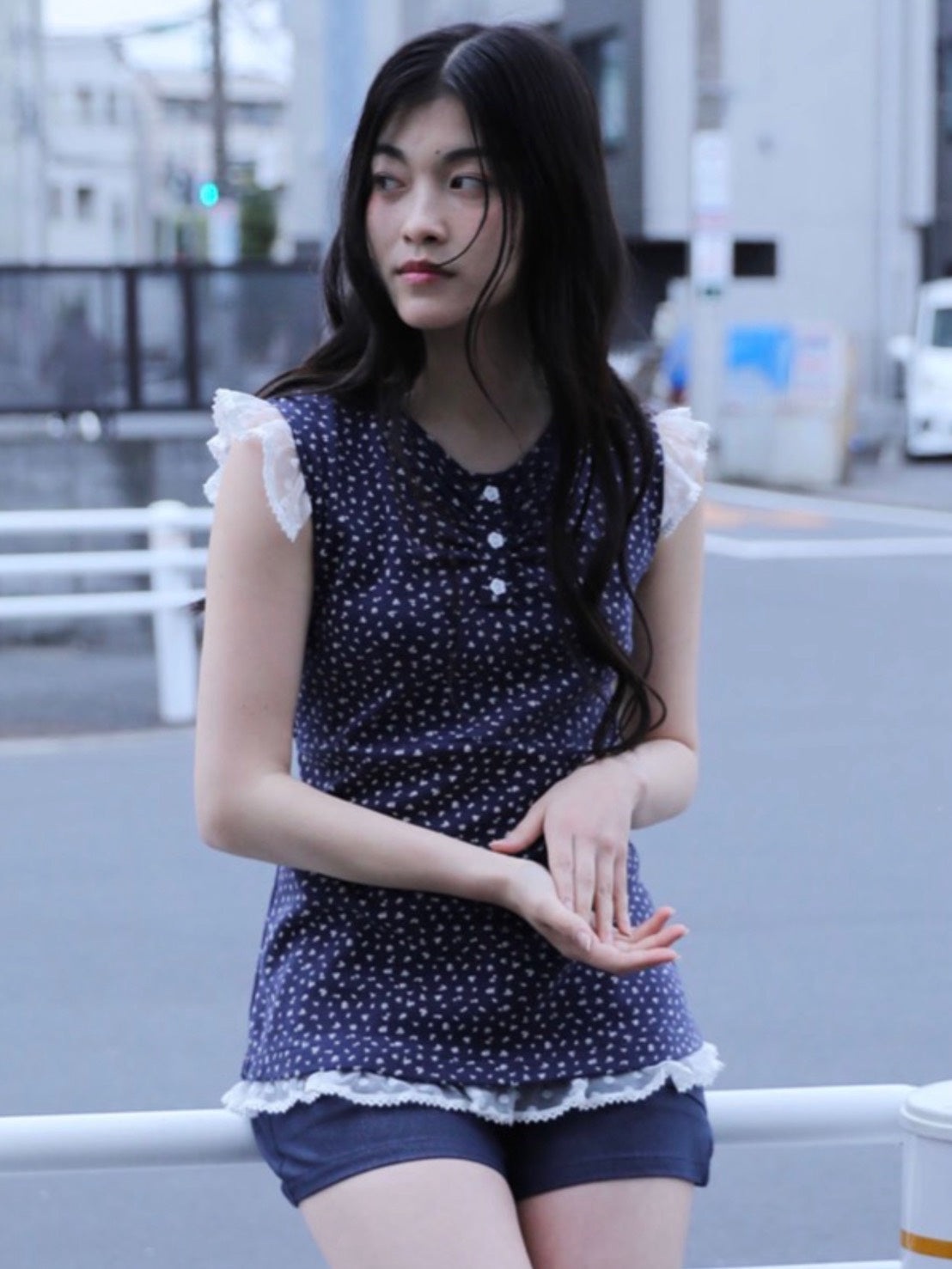 6/15 21:00 発売【Uglyshadow】FLOWER LACE SLEEVELESS 2