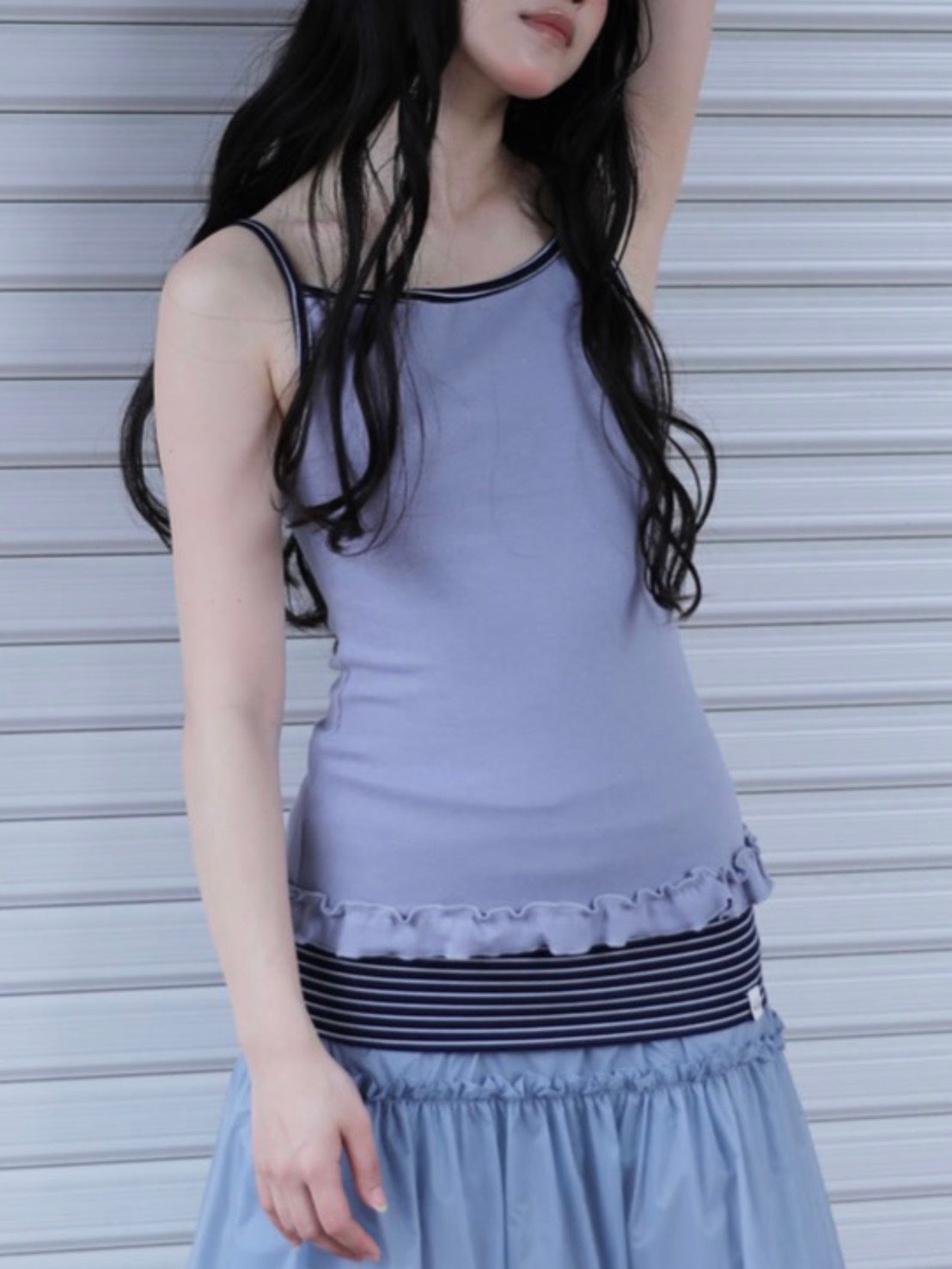 6/15 21:00発売【Uglyshadow】ST FRILL CONTRAST SLEEVELESS