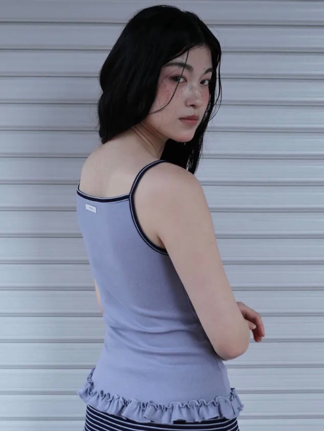 6/15 21:00発売【Uglyshadow】ST FRILL CONTRAST SLEEVELESS