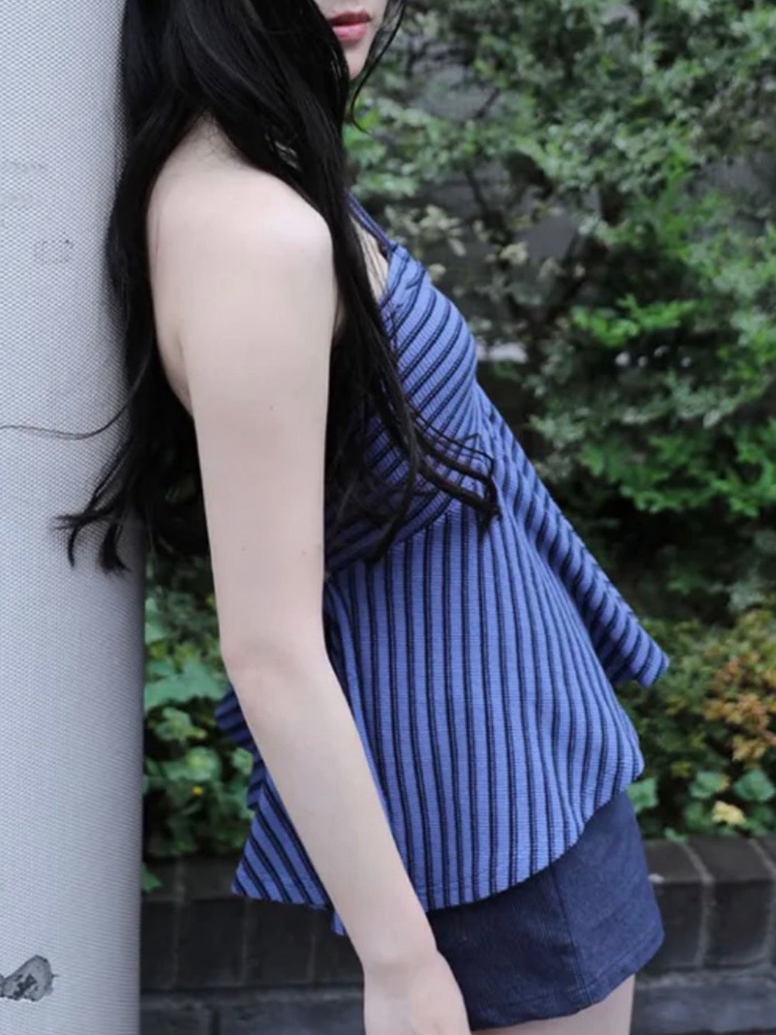 6/15 21:00発売【Uglyshadow】STRIPE SHIRRING FLARE TOP