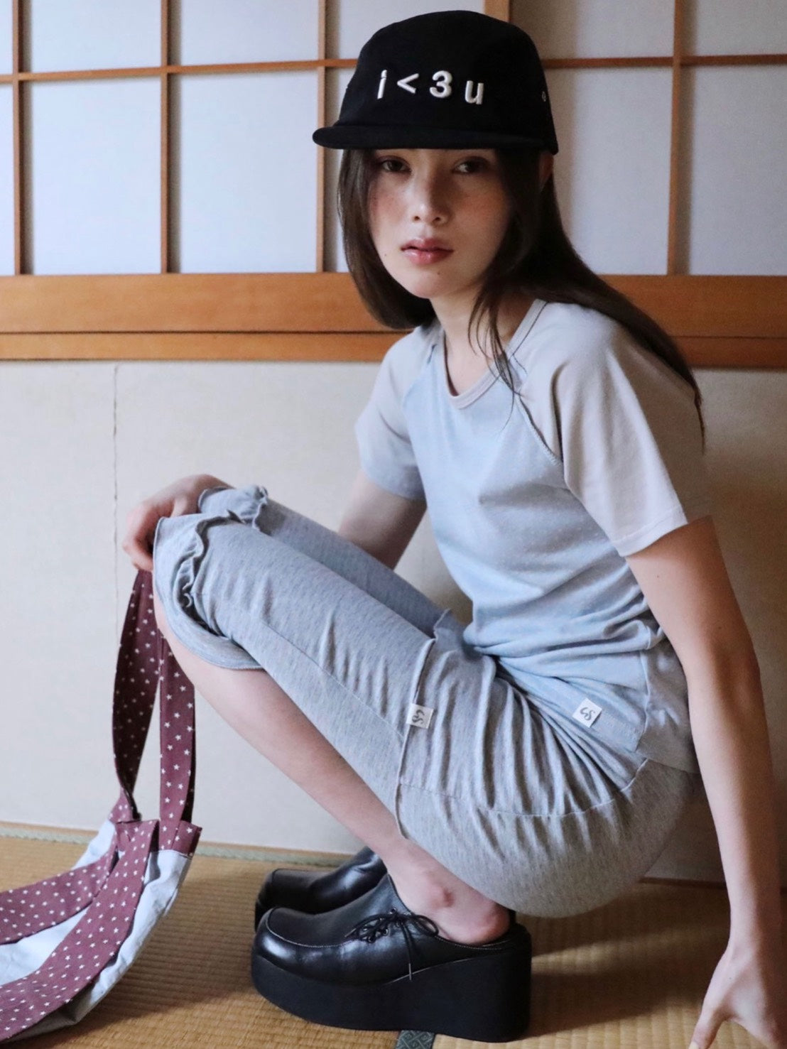 6/15 21:00発売【Uglyshadow】STAR CONTRAST RAGLAN T-SHIRT