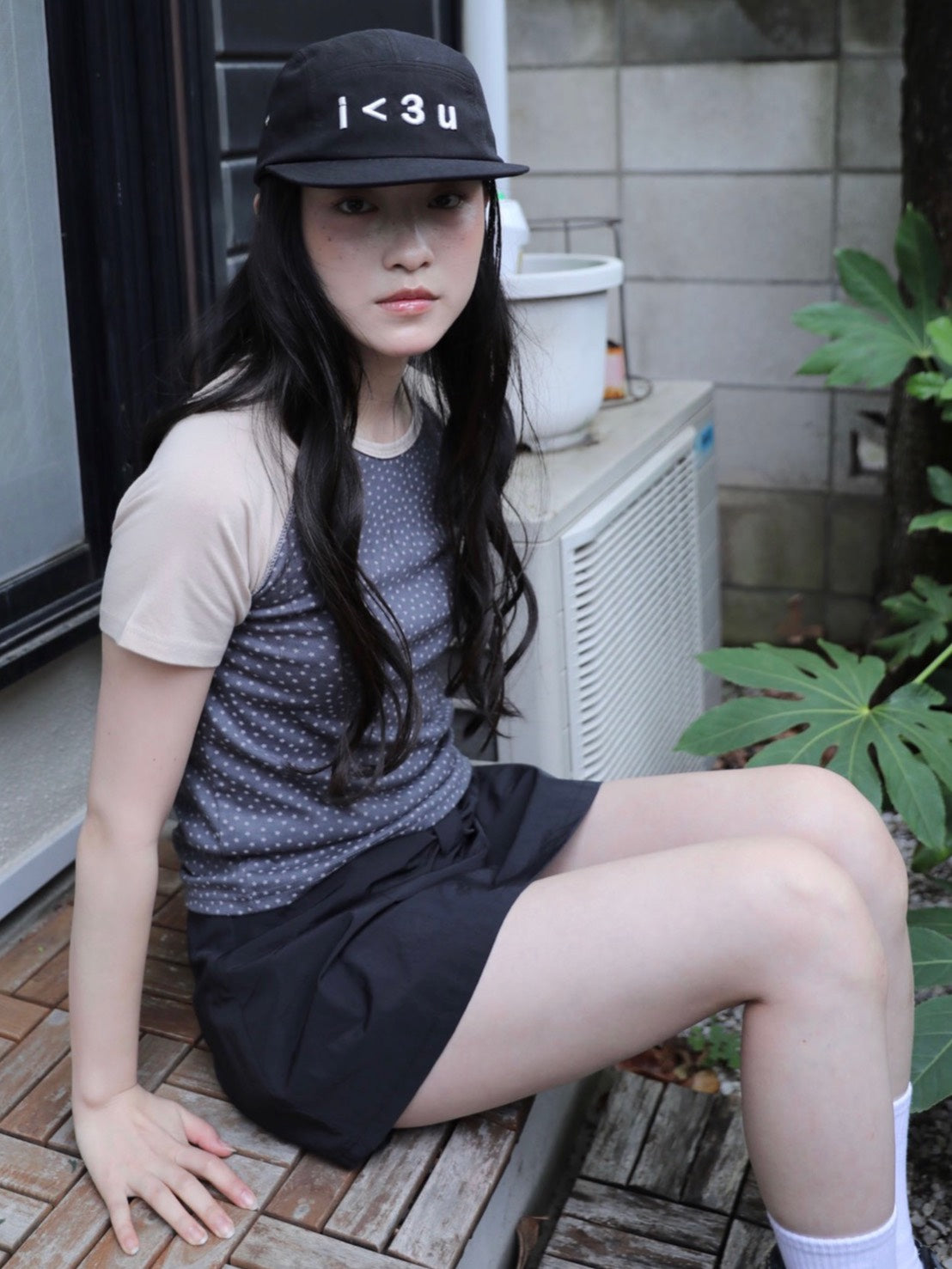 6/15 21:00発売【Uglyshadow】STAR CONTRAST RAGLAN T-SHIRT