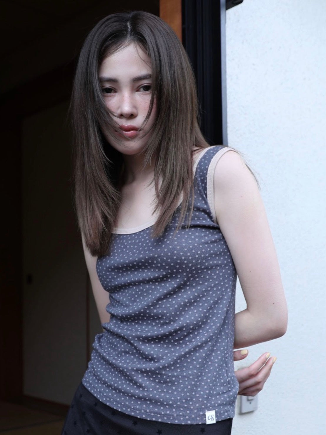 6/15 21:00発売【Uglyshadow】STAR CONTRAST SLEEVELESS