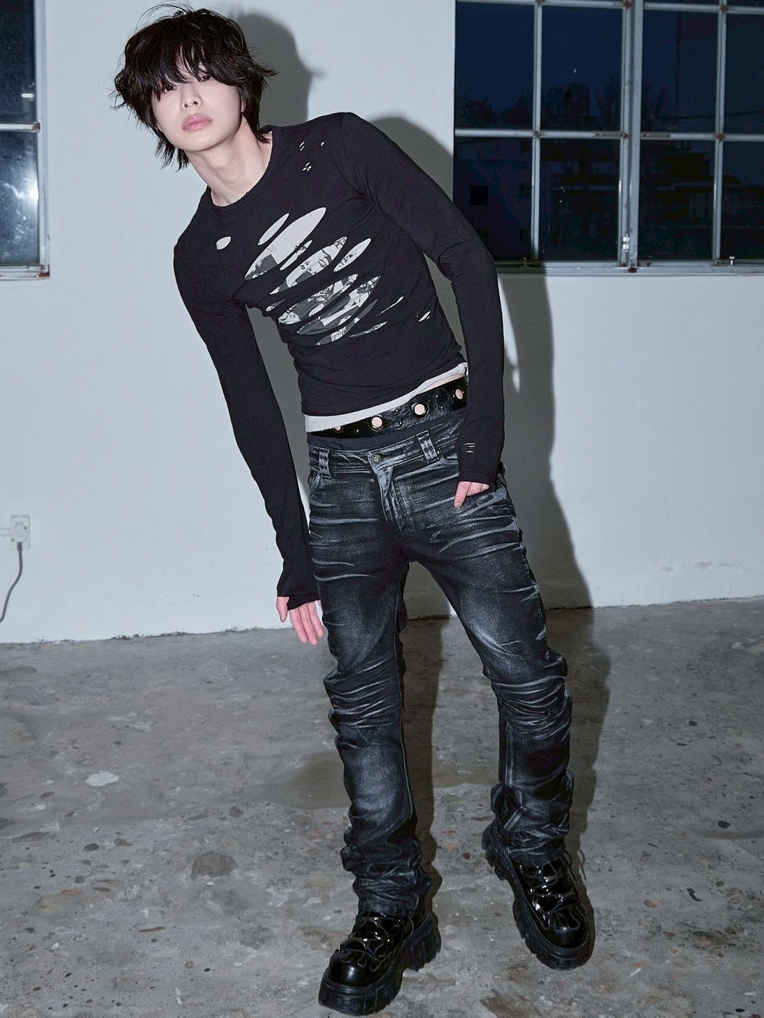 【LECYTO】Shadow Washed Curved Denim Pants
