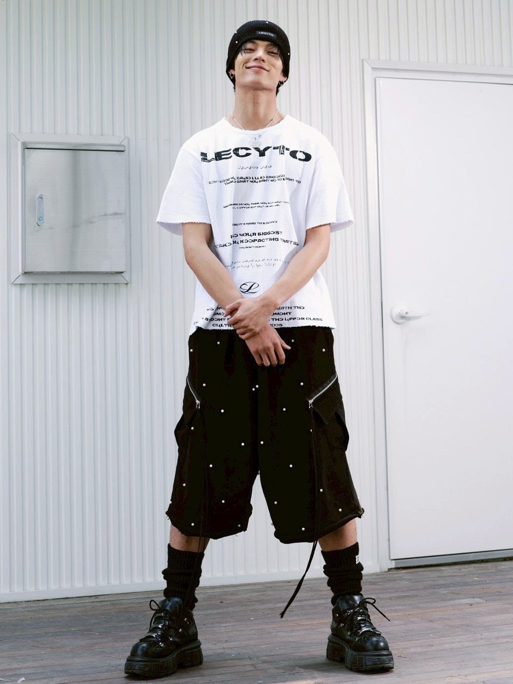 【LECYTO】Destroyed Oversized Logo T-Shirt