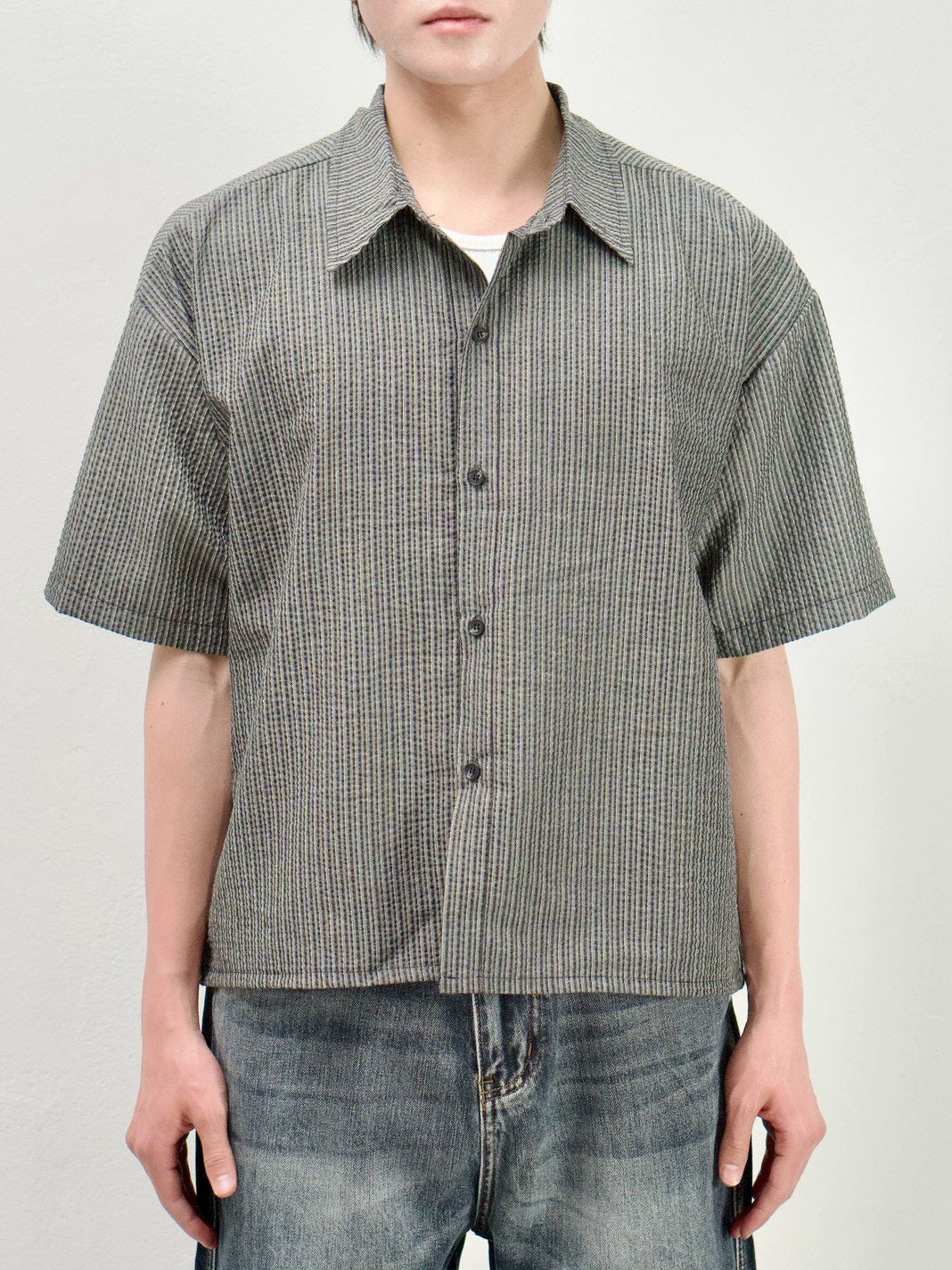 受注制【Chikashitsu +】seersucker crop shirt (2color)