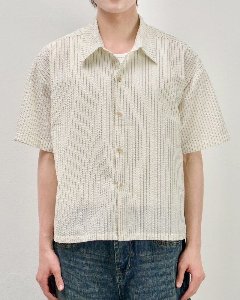 受注制【Chikashitsu +】seersucker crop shirt (2color)