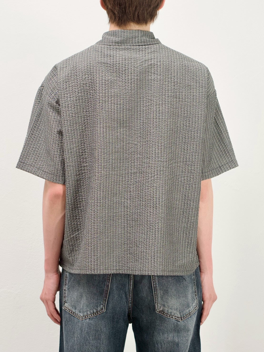 受注制【Chikashitsu +】seersucker crop shirt (2color)