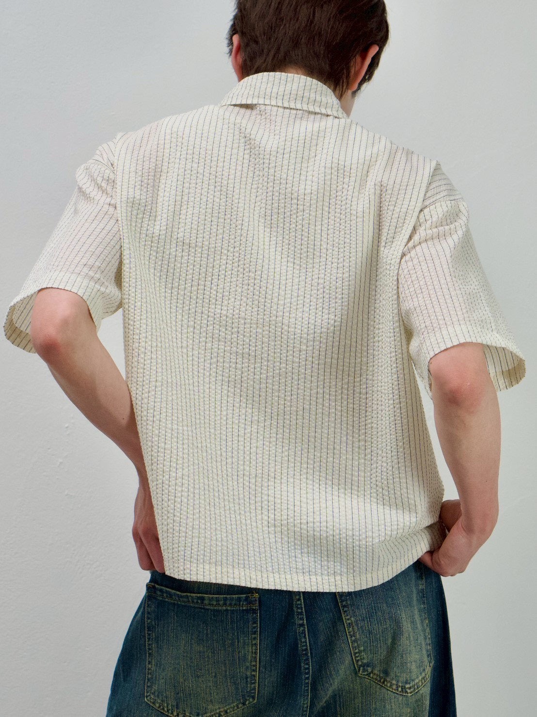 受注制【Chikashitsu +】seersucker crop shirt (2color)