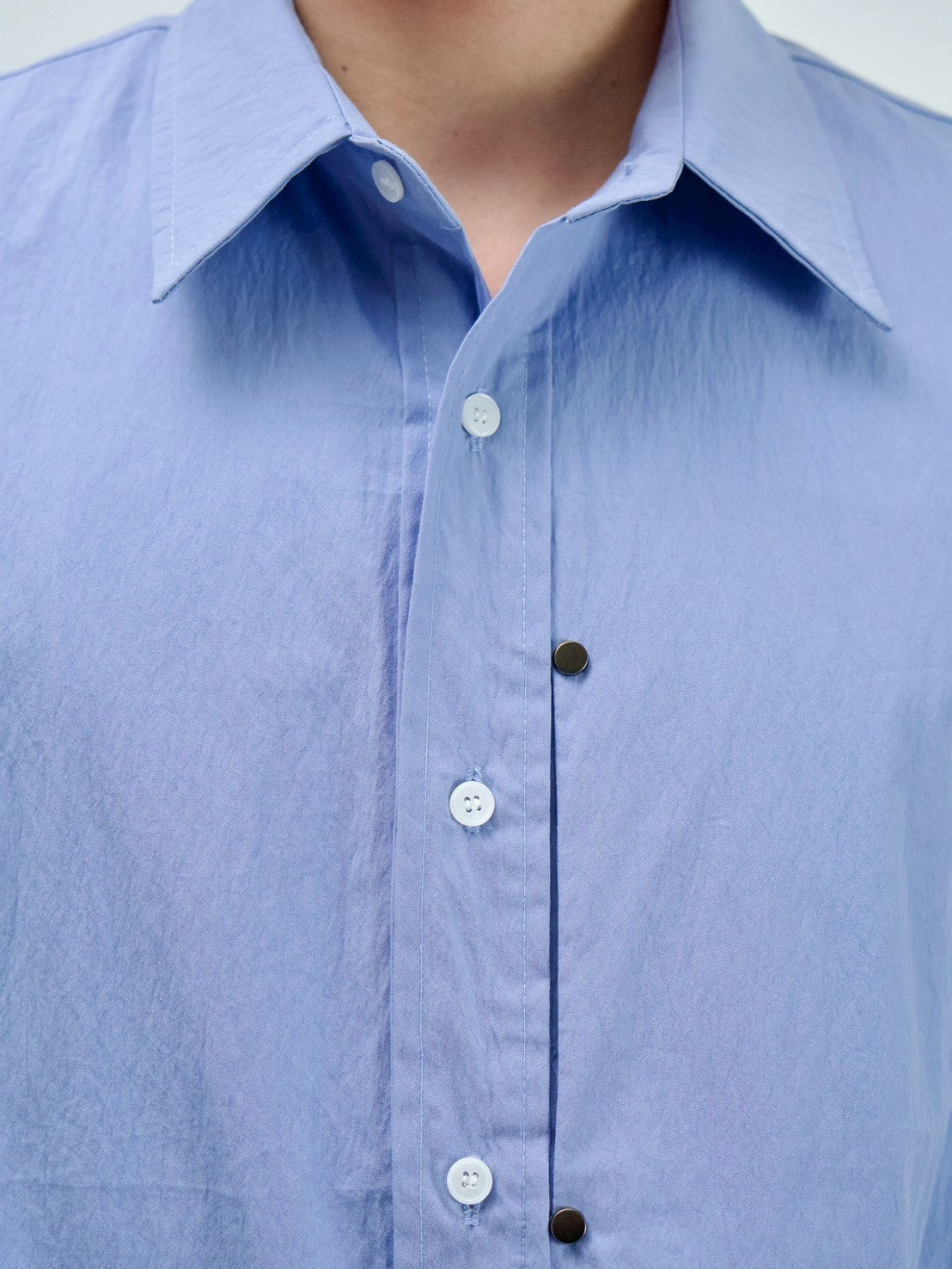 受注制【Chikashitsu +】cropped rivet shirt (3color)