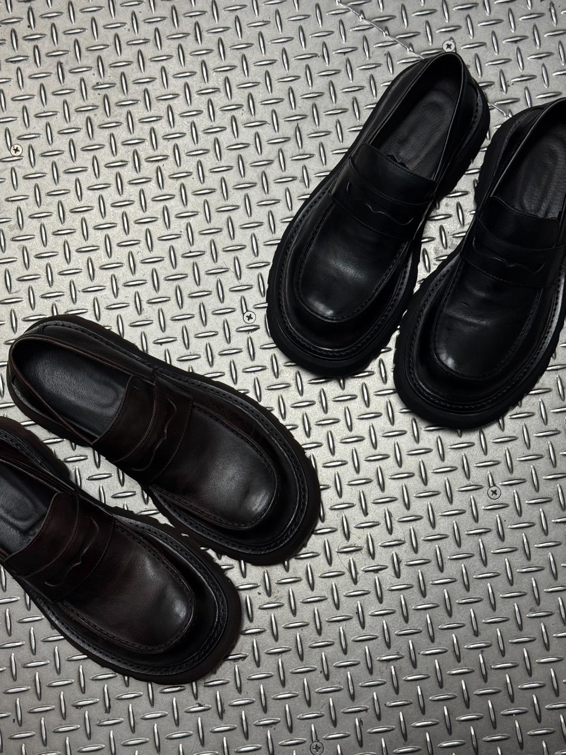HEP FIVE店WEB限定受注制【Chikashitsu +】volume sole vintage loafer (2color)