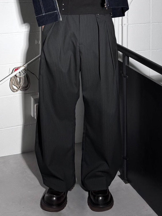 HEP FIVE店WEB限定受注制【Chikashitsu +】double tuck stripe slacks
