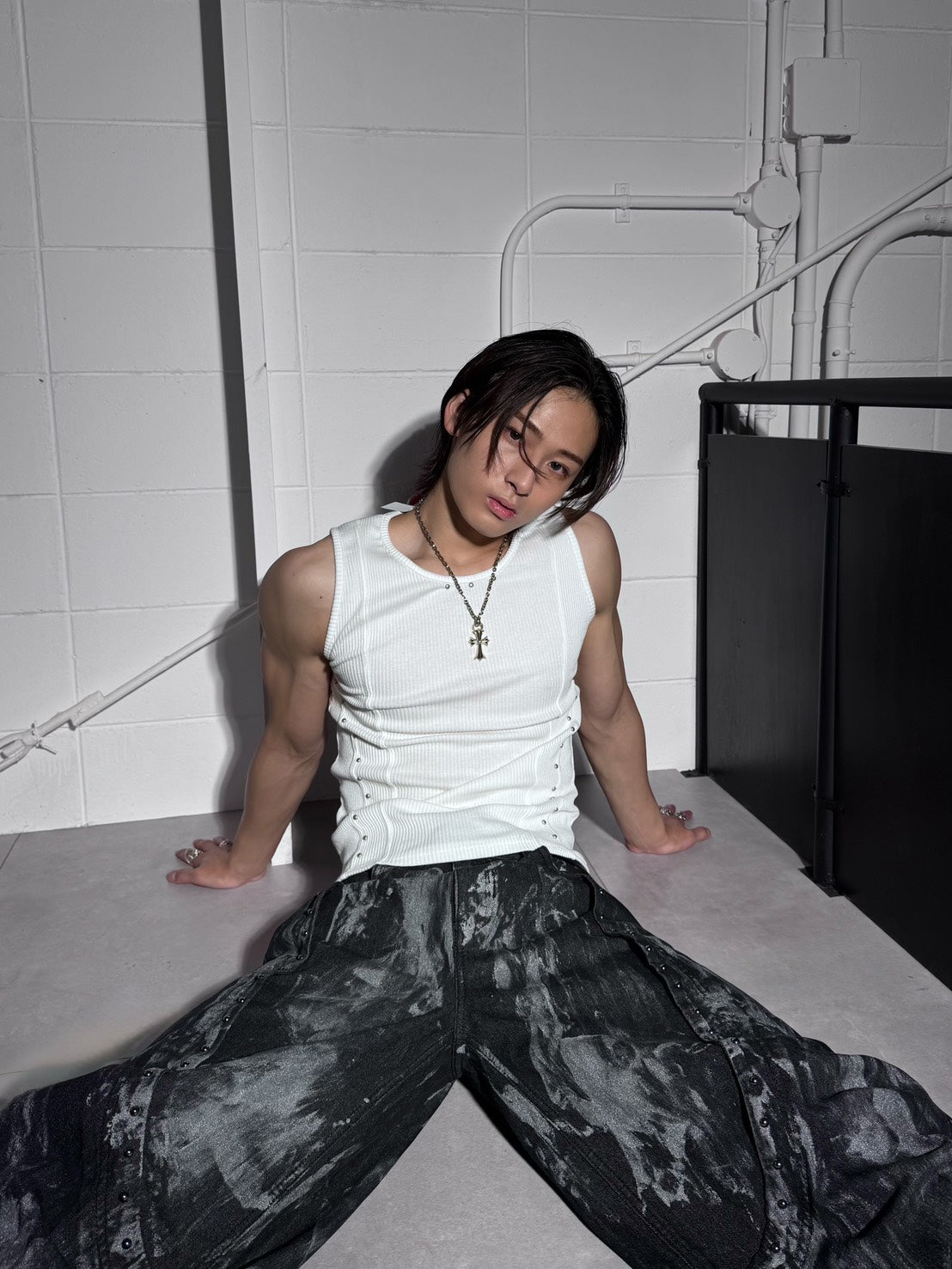 HEP FIVE店WEB限定受注制【Chikashitsu +】art washing studs denim pants