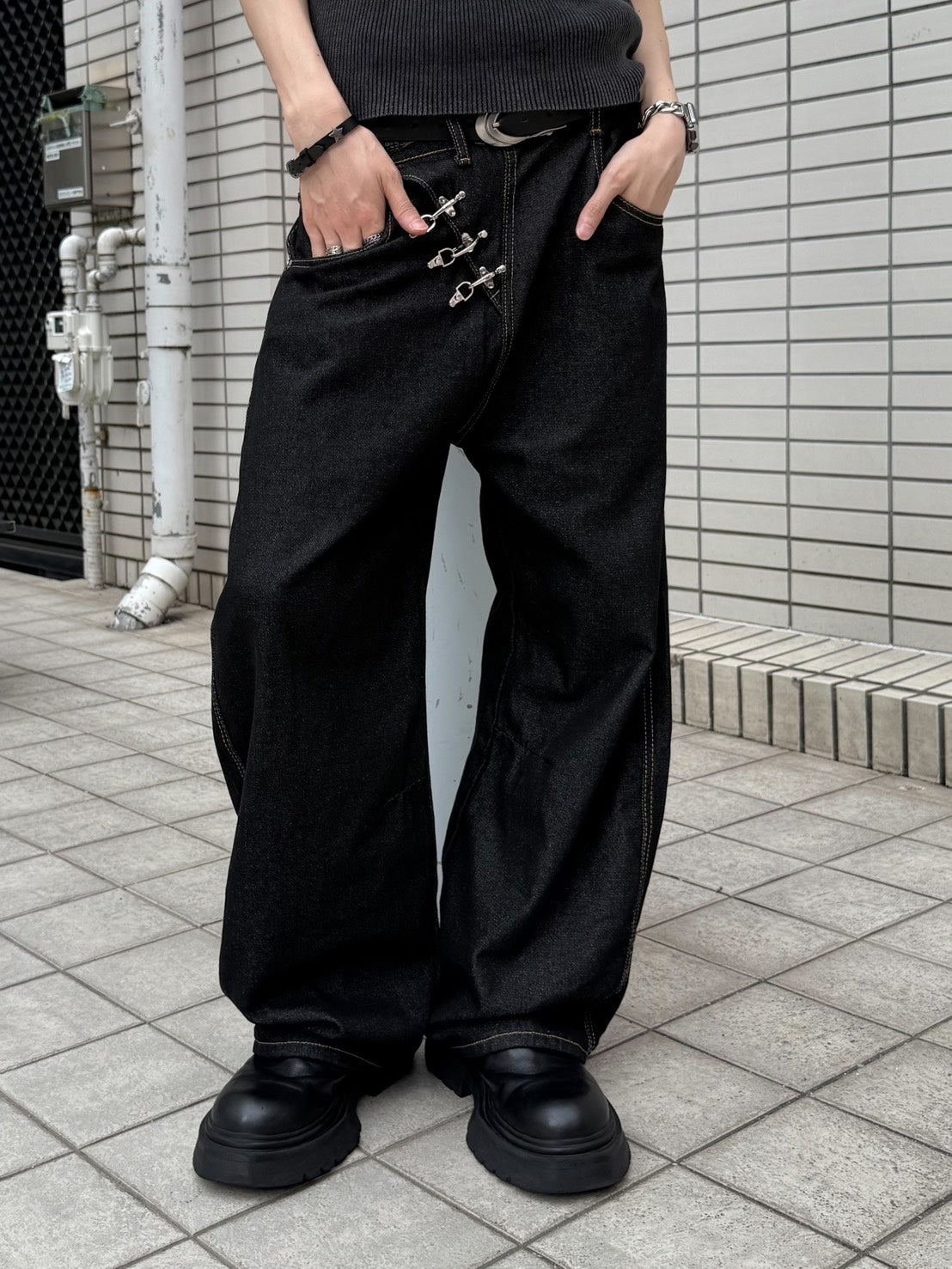 HEP FIVE店WEB限定受注制【Chikashitsu +】buckle point denim pants