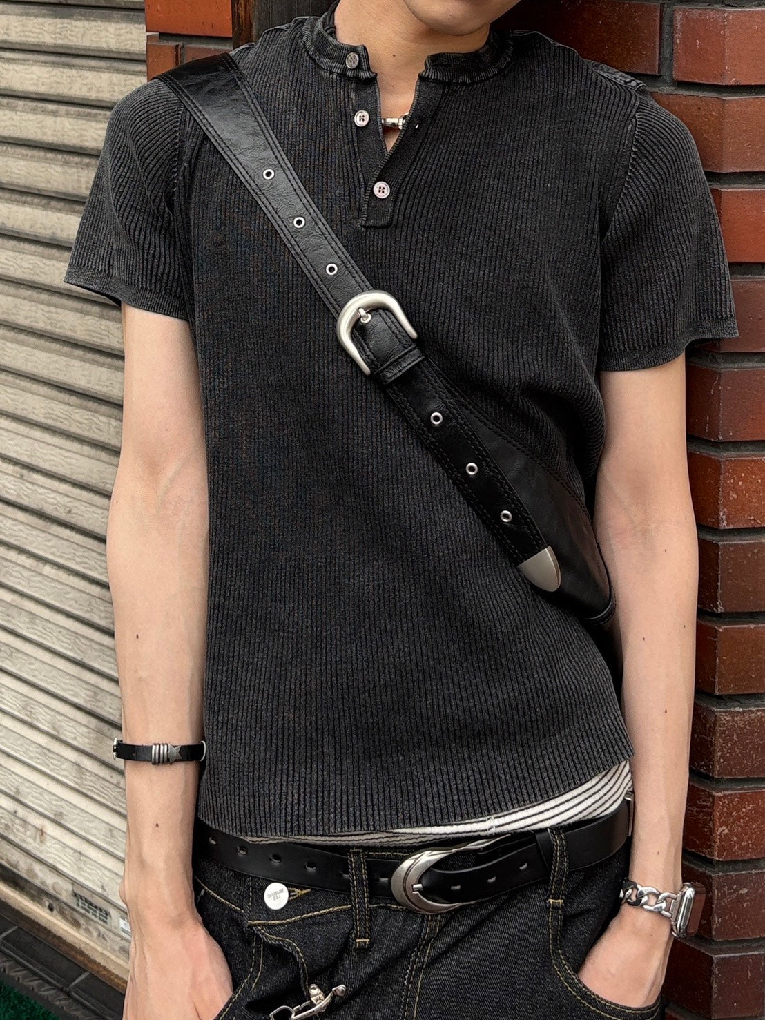 HEP FIVE店WEB限定受注制【Chikashitsu +】pigment wash henley neck knit tee (2color)
