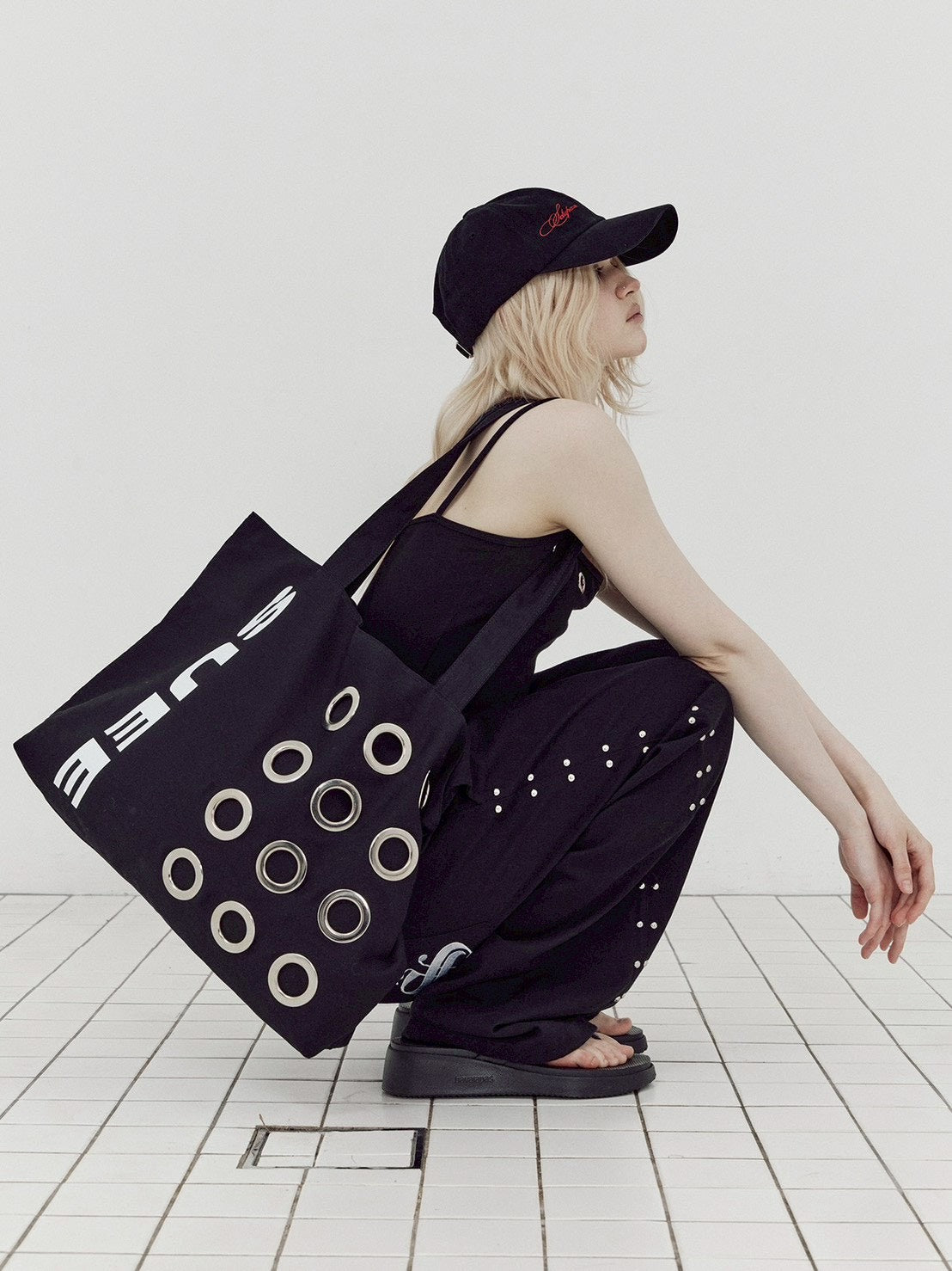 【SETUP-EXE】BULLET HOLE SHOPPER BAG