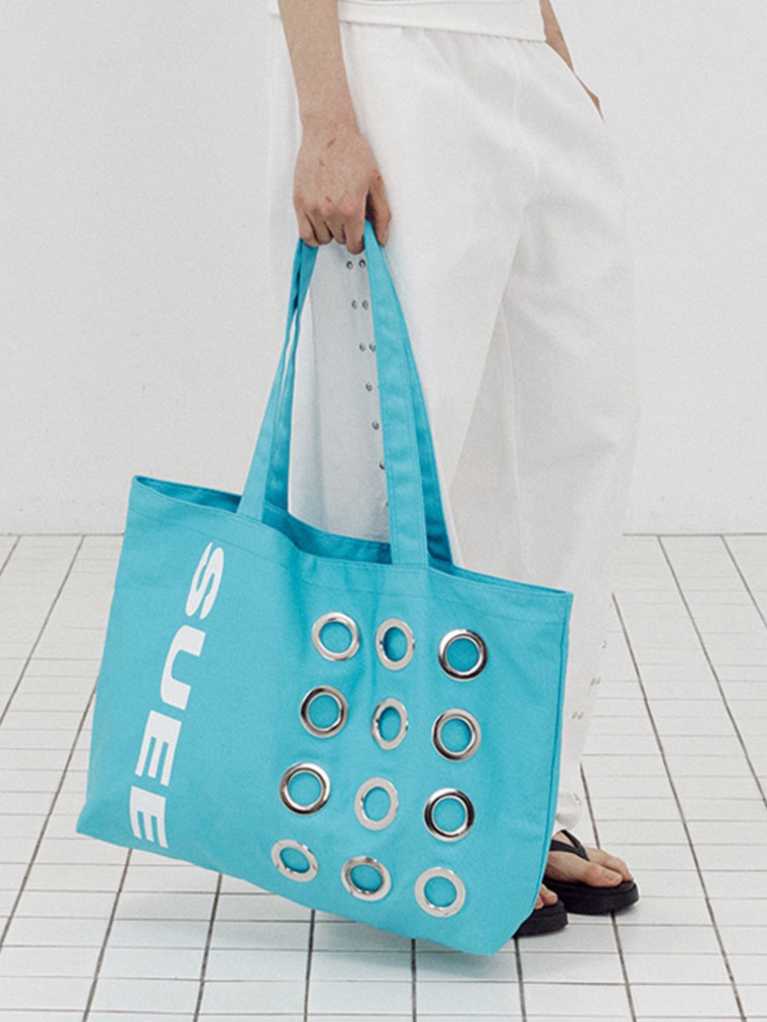【SETUP-EXE】BULLET HOLE SHOPPER BAG