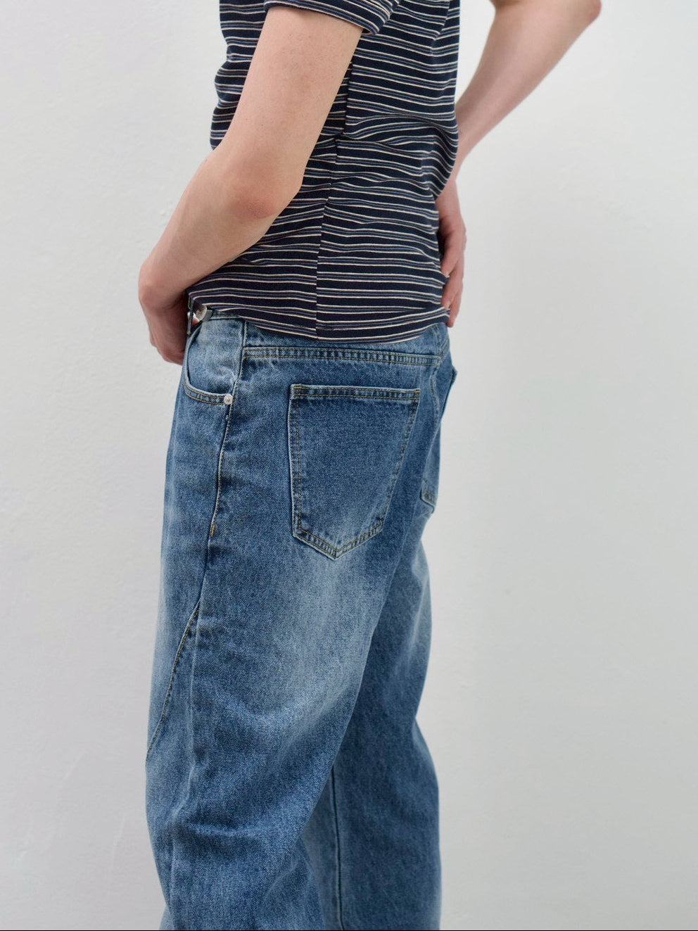 受注制【Chikashitsu +】washed bootscut denim pants(black)