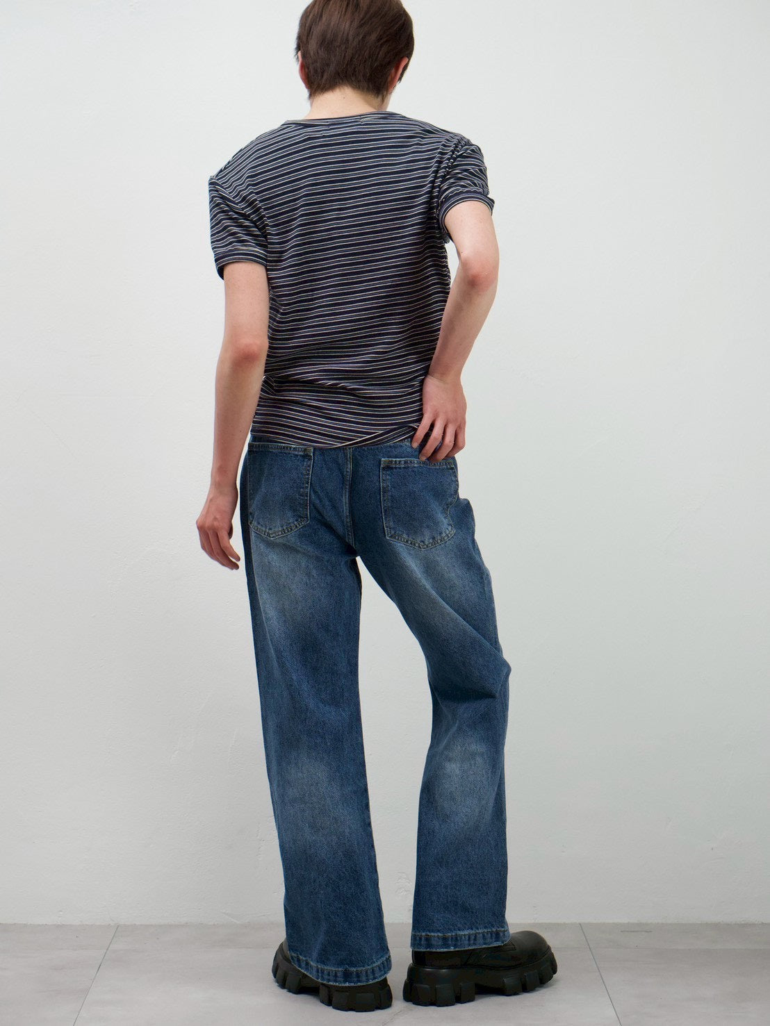 受注制【Chikashitsu +】washed bootscut denim pants(black)